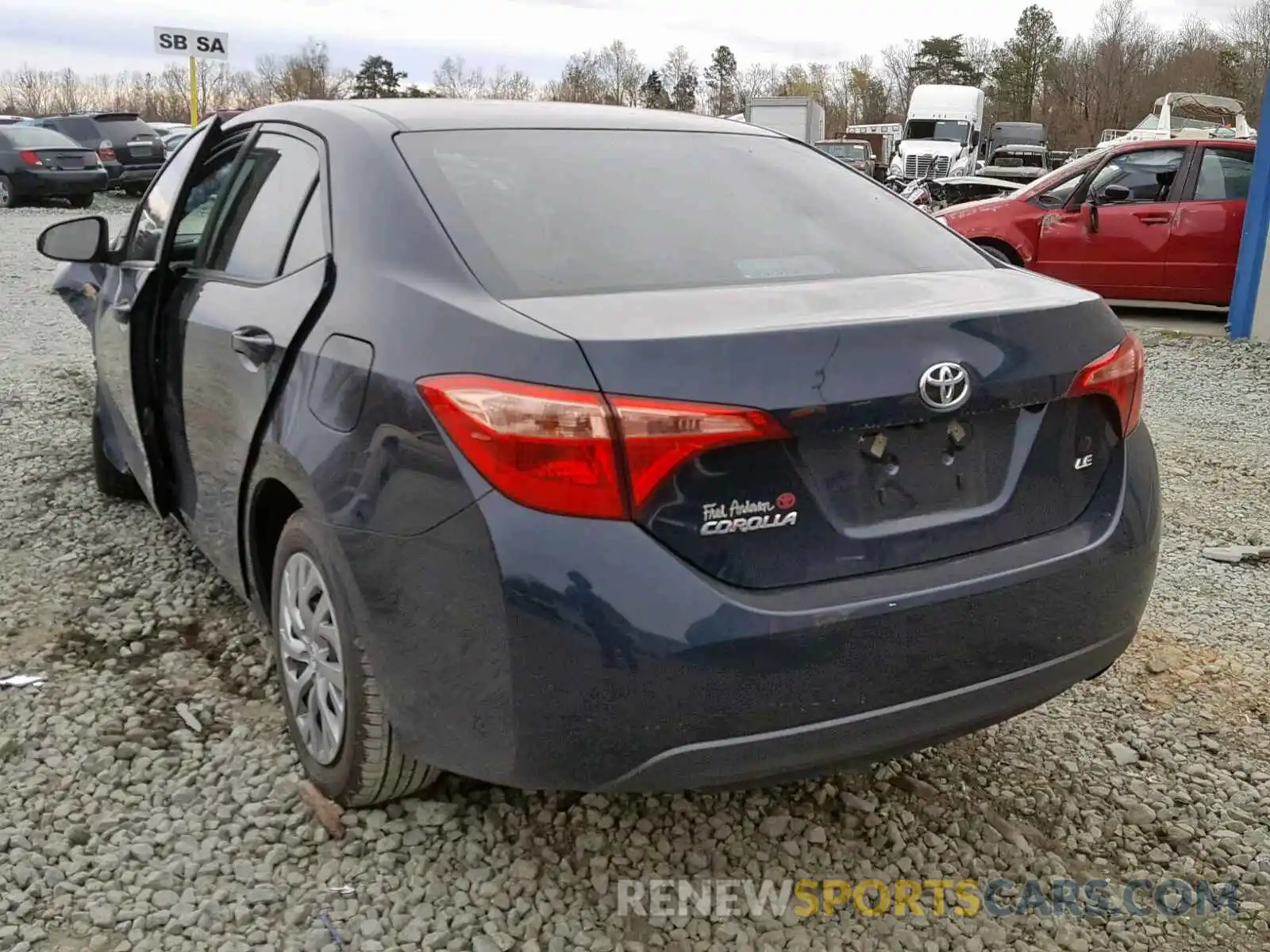 3 Photograph of a damaged car 2T1BURHE4KC177791 TOYOTA COROLLA 2019