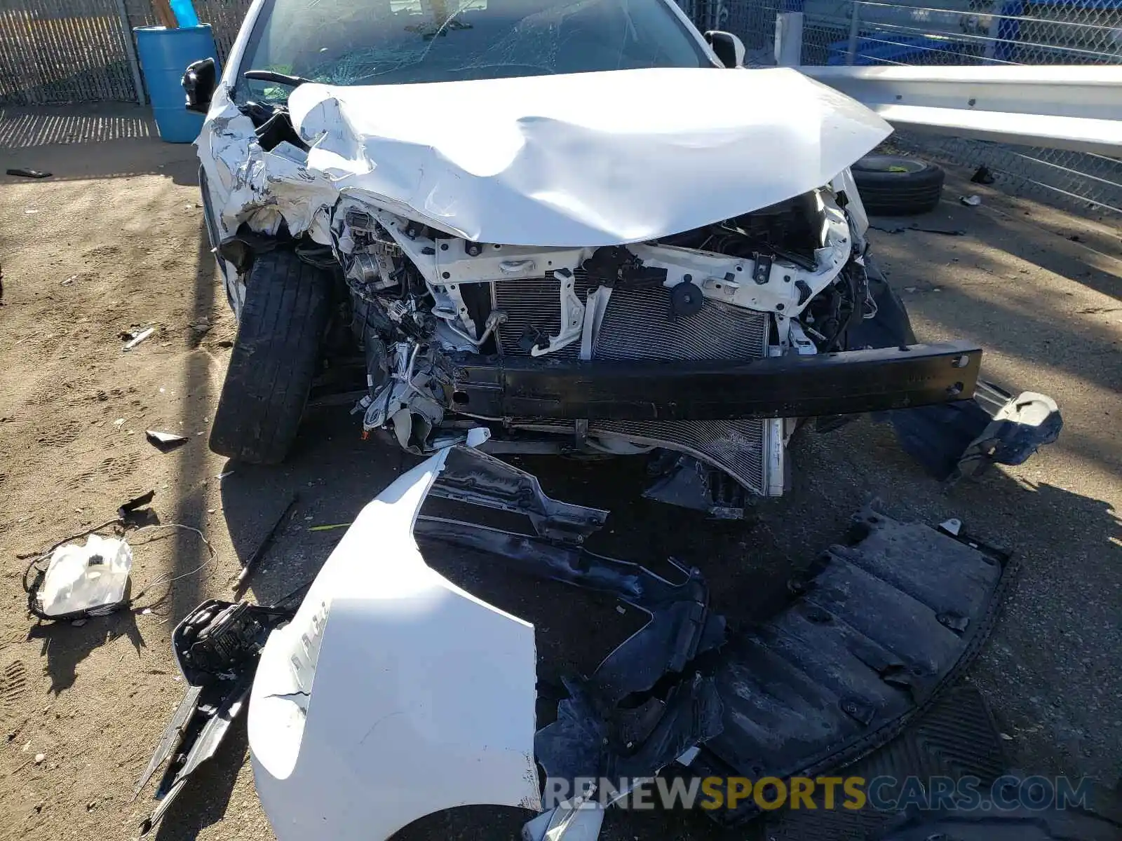 9 Photograph of a damaged car 2T1BURHE4KC179556 TOYOTA COROLLA 2019