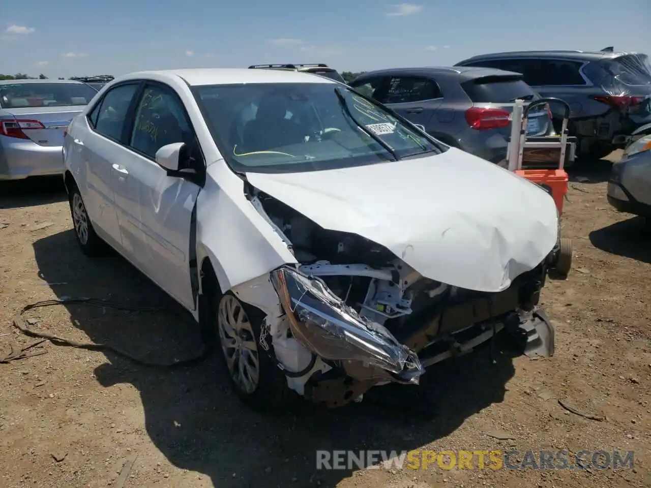 1 Photograph of a damaged car 2T1BURHE4KC180142 TOYOTA COROLLA 2019