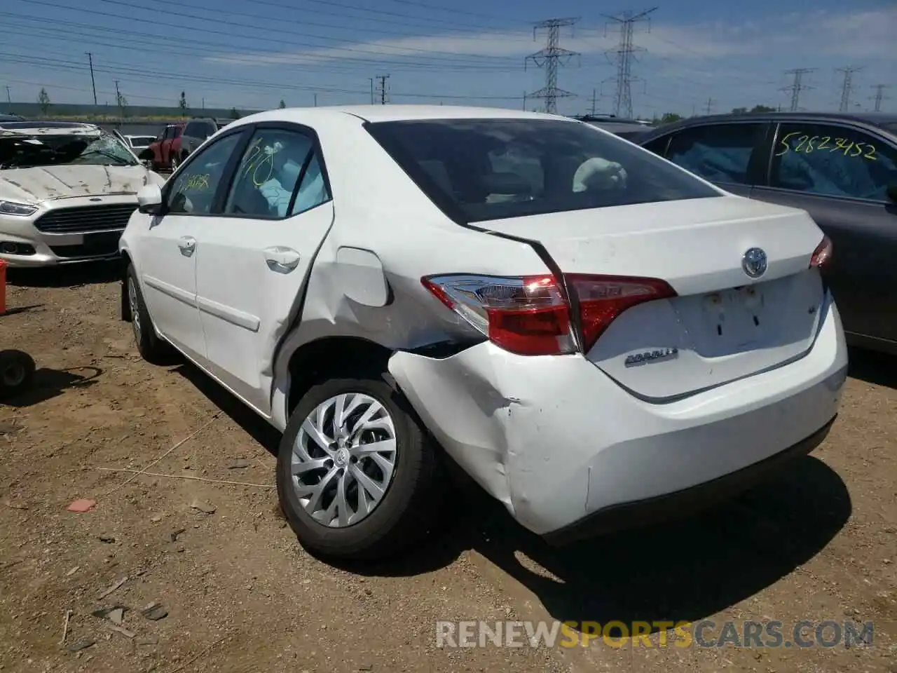 3 Photograph of a damaged car 2T1BURHE4KC180142 TOYOTA COROLLA 2019