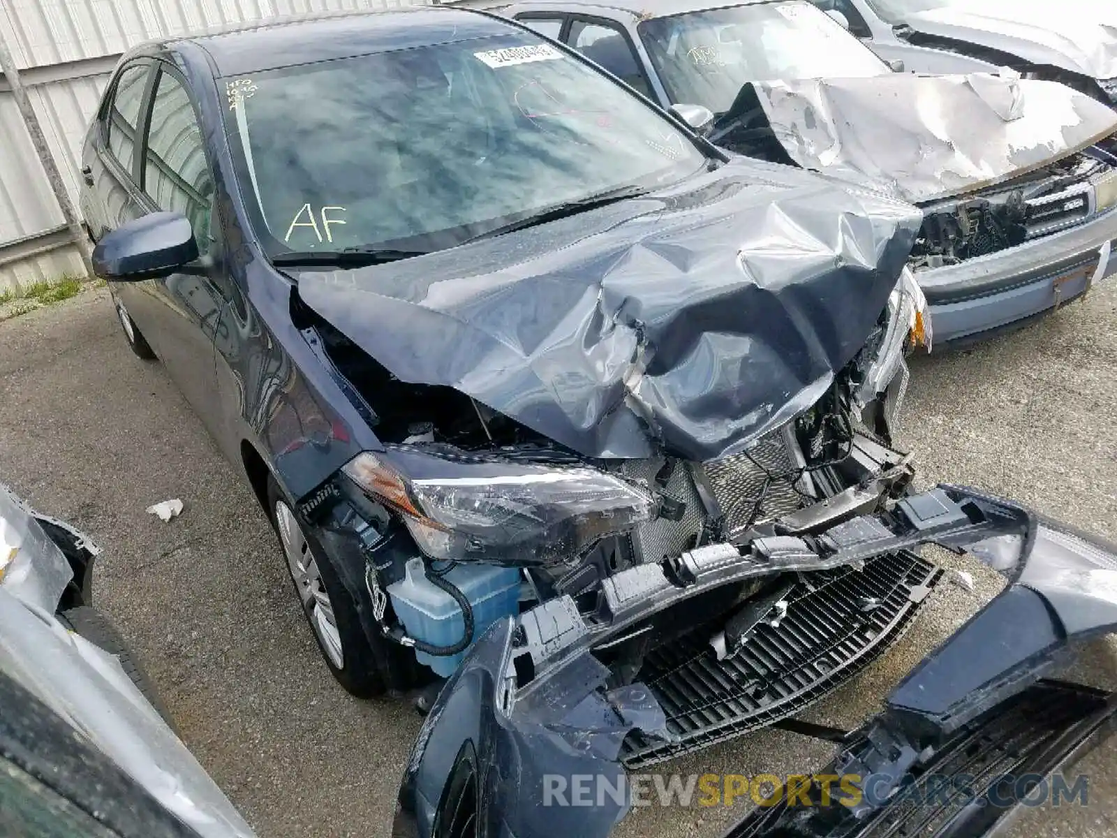 1 Photograph of a damaged car 2T1BURHE4KC180268 TOYOTA COROLLA 2019