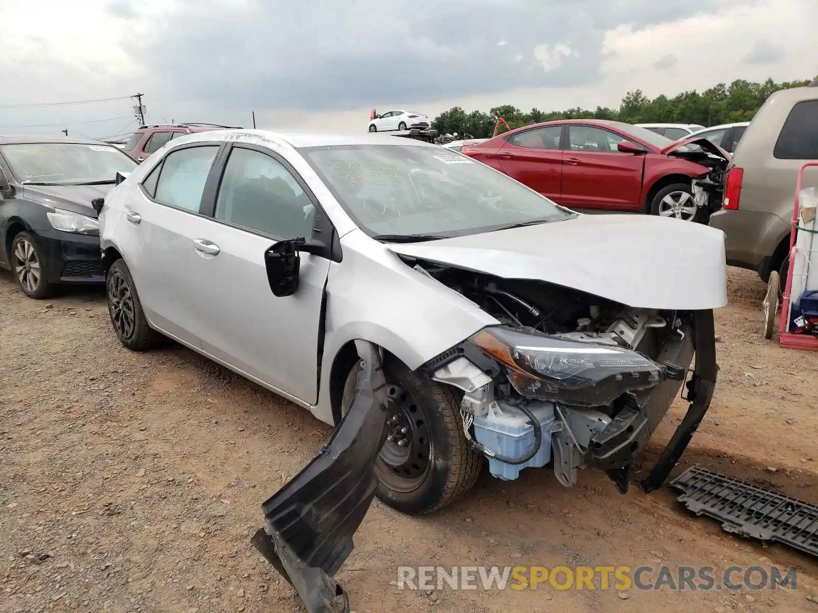 1 Photograph of a damaged car 2T1BURHE4KC180951 TOYOTA COROLLA 2019