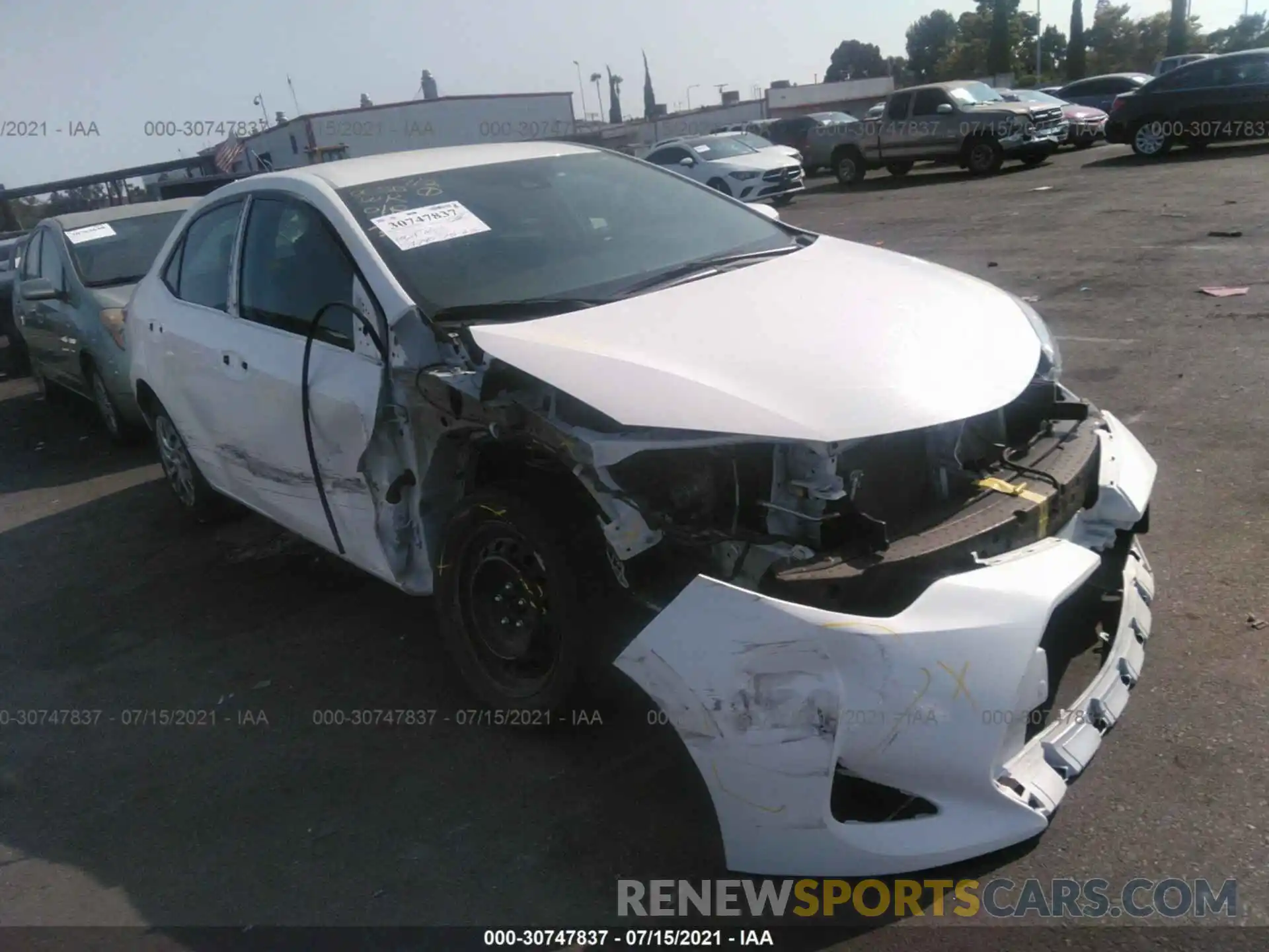 1 Photograph of a damaged car 2T1BURHE4KC180965 TOYOTA COROLLA 2019