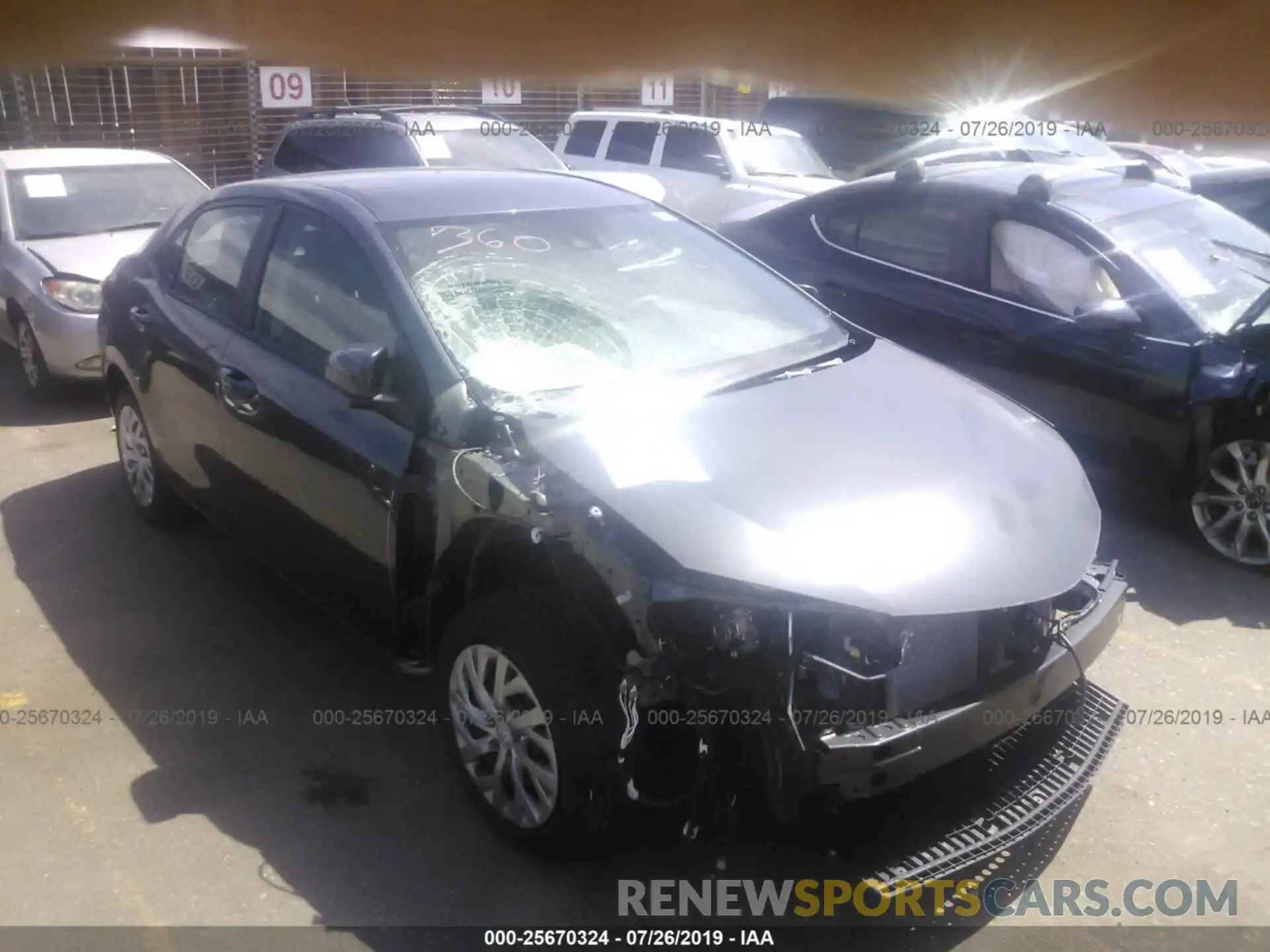 1 Photograph of a damaged car 2T1BURHE4KC182358 TOYOTA COROLLA 2019