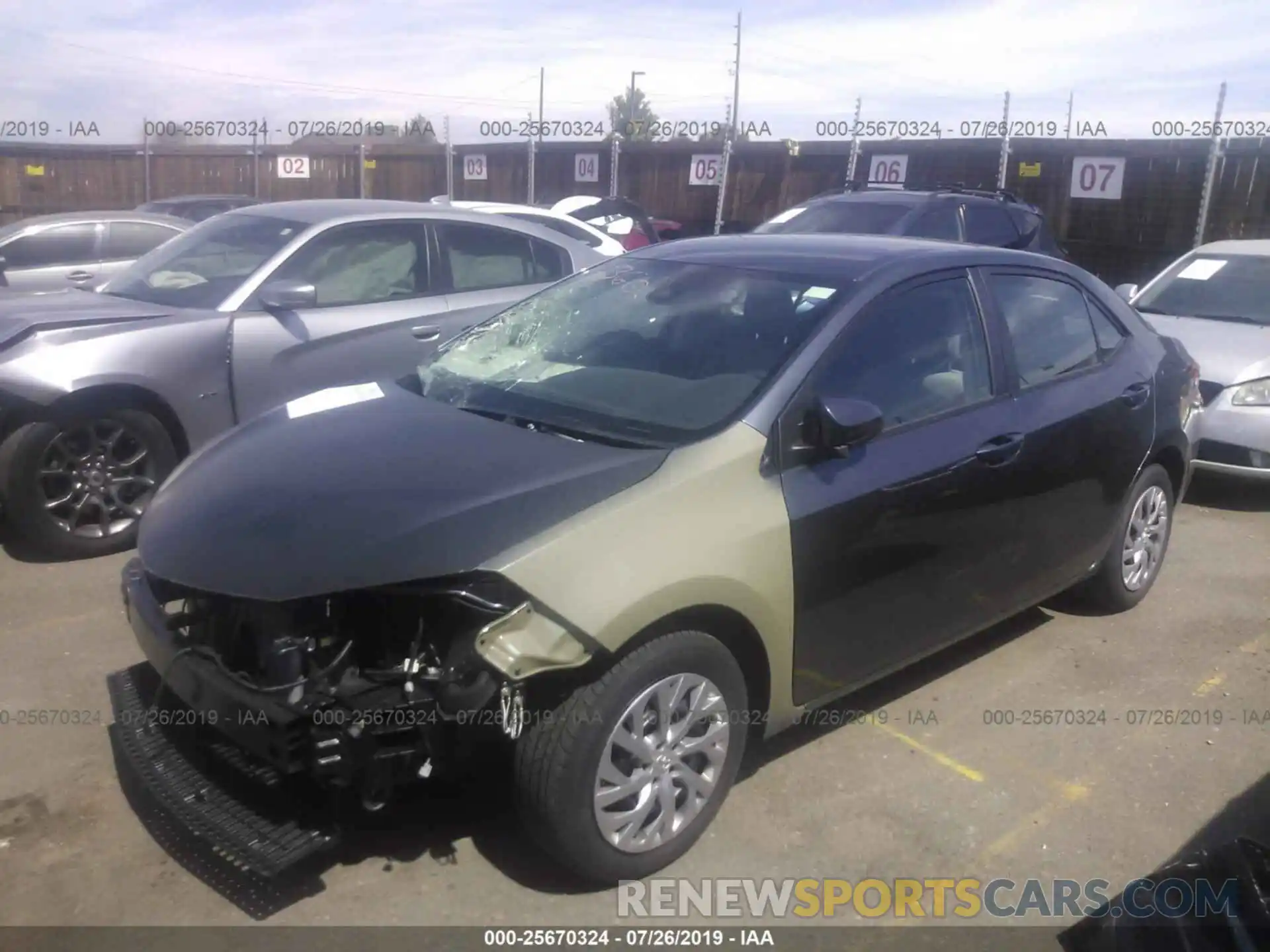 2 Photograph of a damaged car 2T1BURHE4KC182358 TOYOTA COROLLA 2019