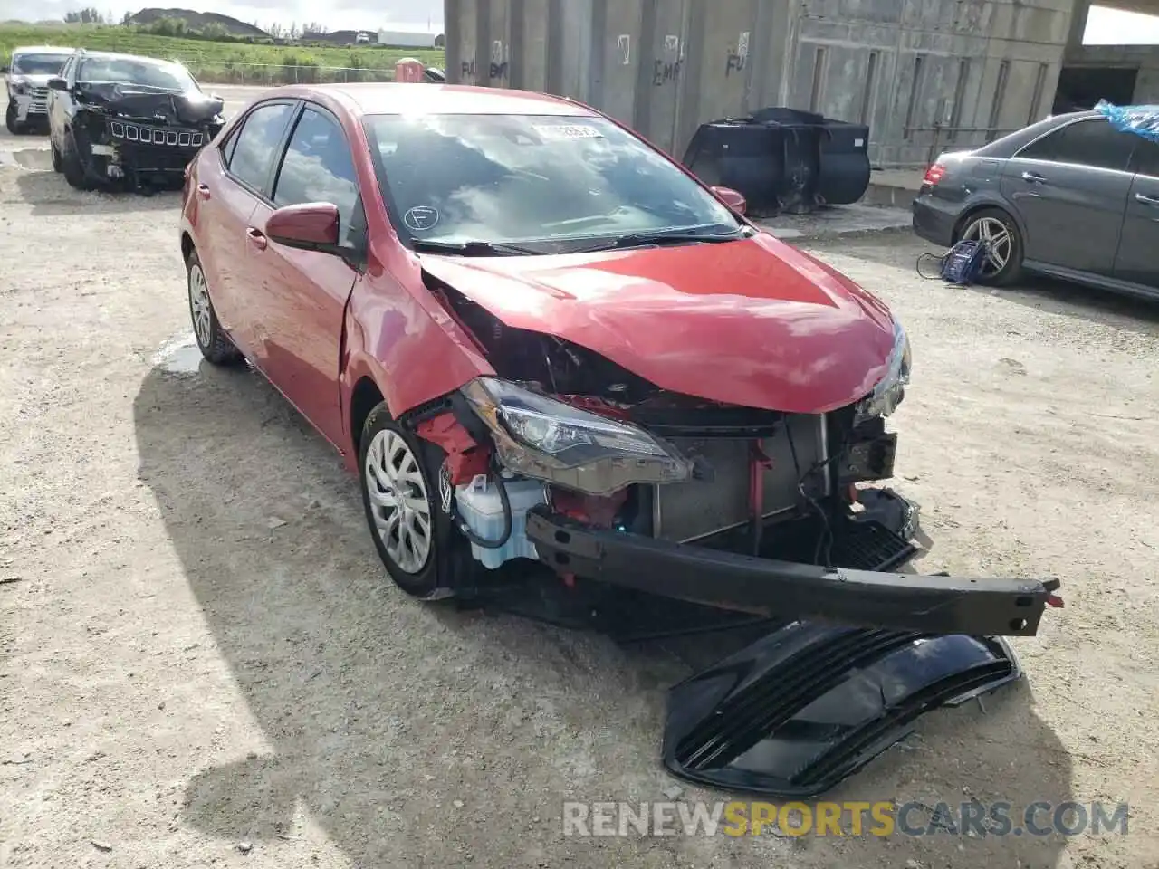 1 Photograph of a damaged car 2T1BURHE4KC182747 TOYOTA COROLLA 2019