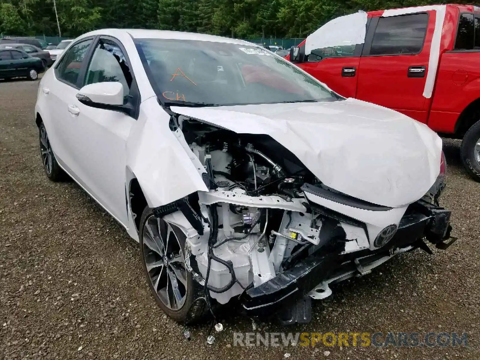 1 Photograph of a damaged car 2T1BURHE4KC183641 TOYOTA COROLLA 2019