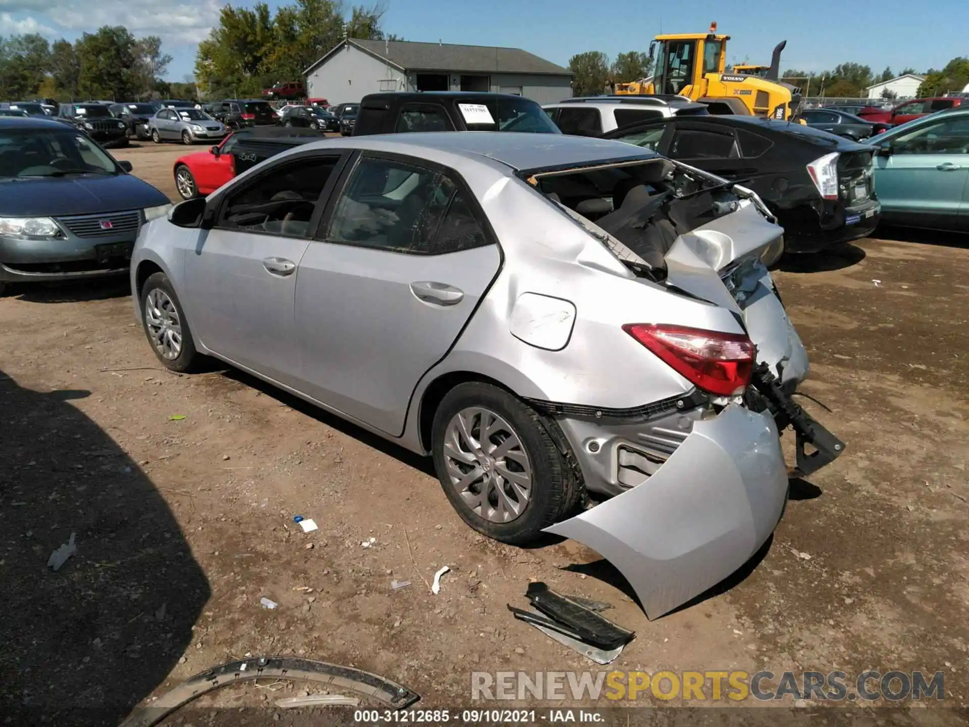 3 Photograph of a damaged car 2T1BURHE4KC183848 TOYOTA COROLLA 2019