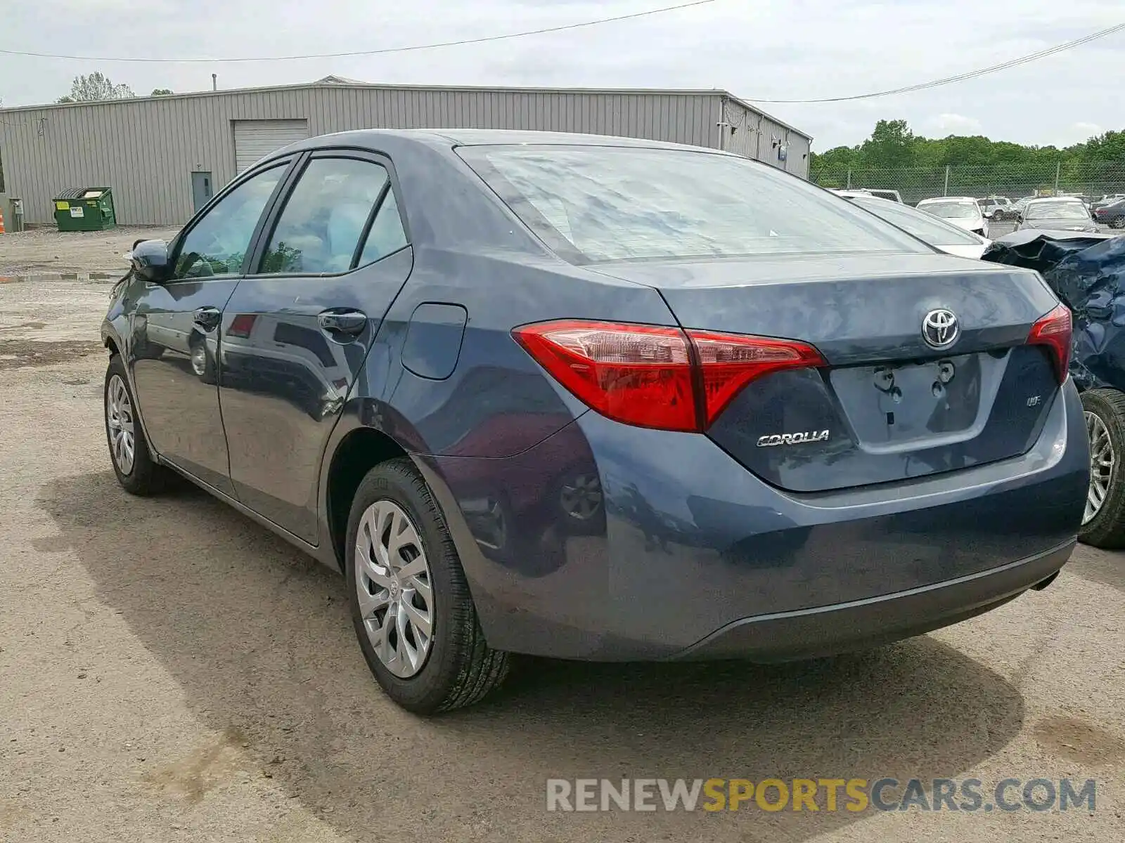 3 Photograph of a damaged car 2T1BURHE4KC184188 TOYOTA COROLLA 2019