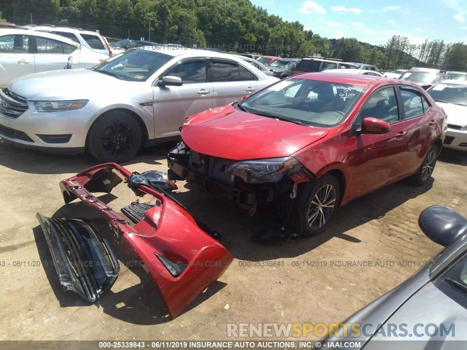 2 Photograph of a damaged car 2T1BURHE4KC184756 TOYOTA COROLLA 2019