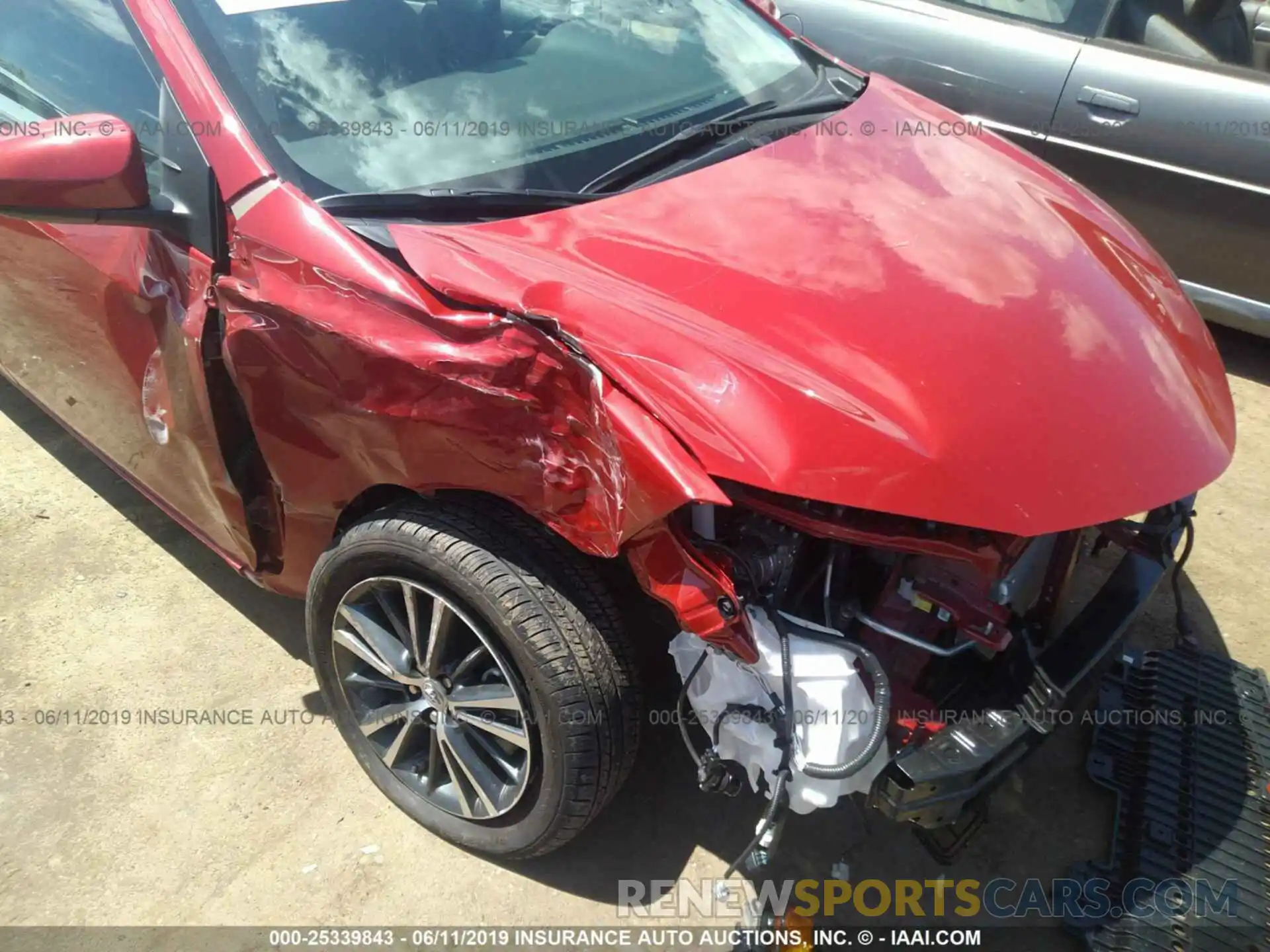 6 Photograph of a damaged car 2T1BURHE4KC184756 TOYOTA COROLLA 2019