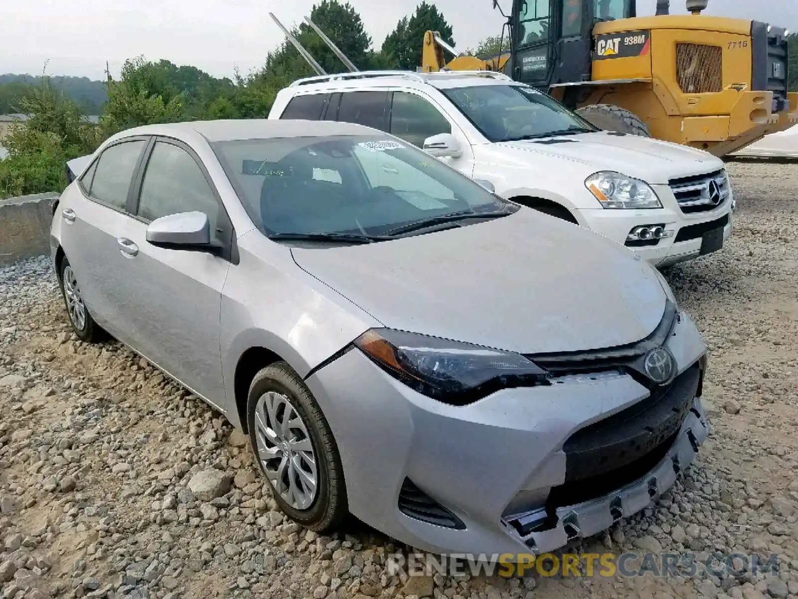 1 Photograph of a damaged car 2T1BURHE4KC185129 TOYOTA COROLLA 2019