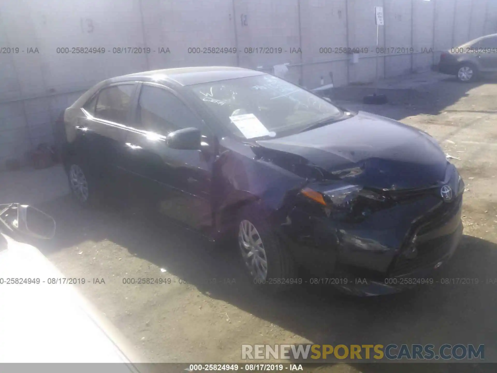 1 Photograph of a damaged car 2T1BURHE4KC187561 TOYOTA COROLLA 2019