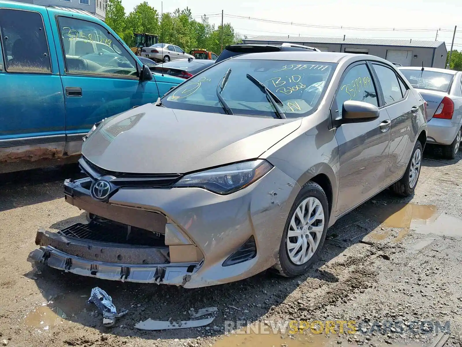 2 Фотография поврежденного автомобиля 2T1BURHE4KC187947 TOYOTA COROLLA 2019