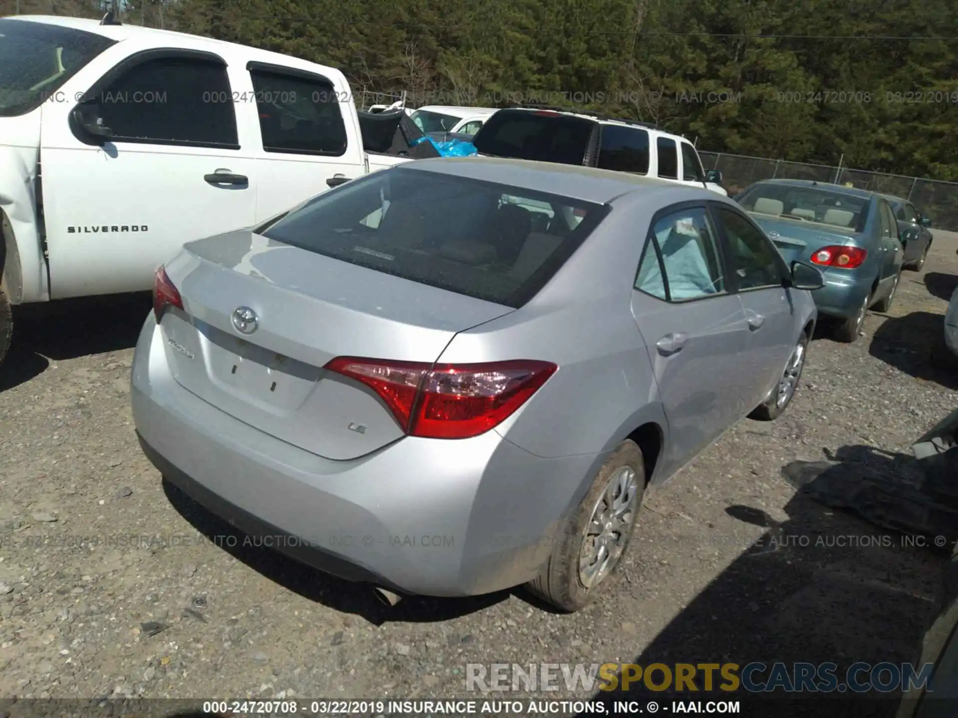 4 Photograph of a damaged car 2T1BURHE4KC188130 TOYOTA COROLLA 2019