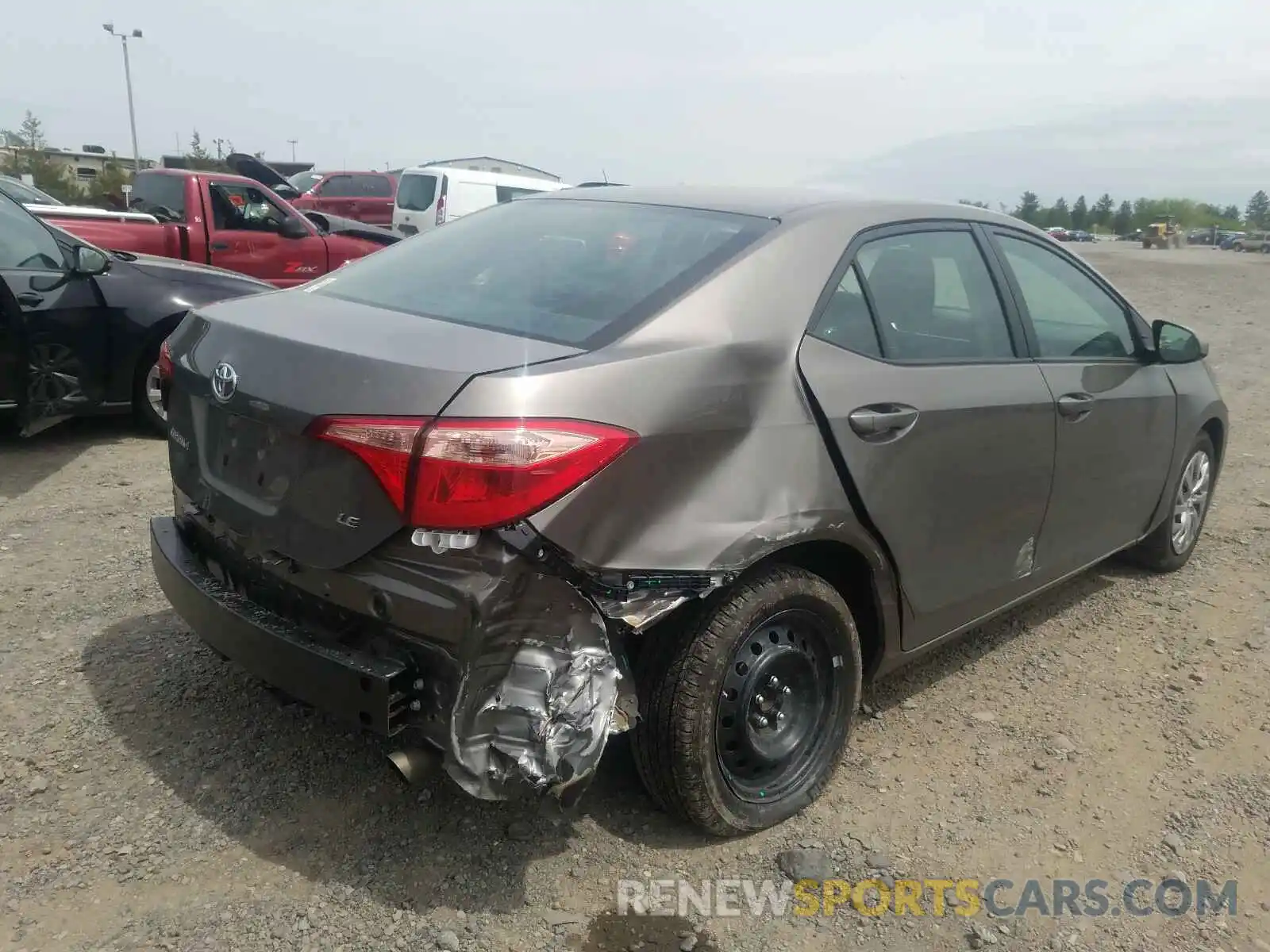 4 Фотография поврежденного автомобиля 2T1BURHE4KC189245 TOYOTA COROLLA 2019