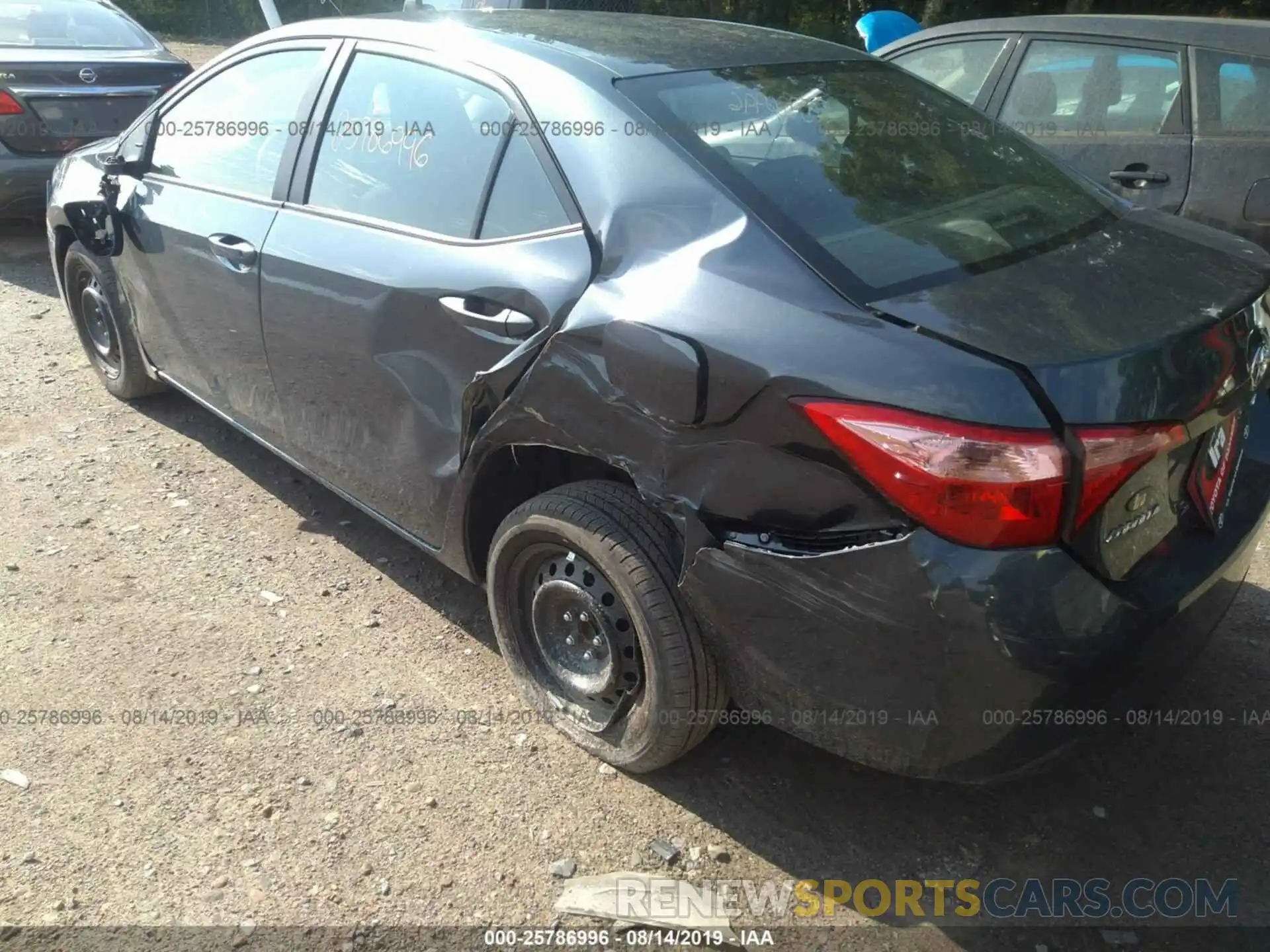 6 Photograph of a damaged car 2T1BURHE4KC189410 TOYOTA COROLLA 2019