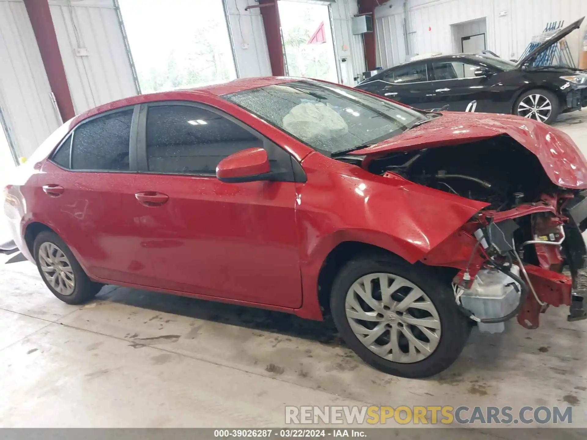 13 Photograph of a damaged car 2T1BURHE4KC189486 TOYOTA COROLLA 2019