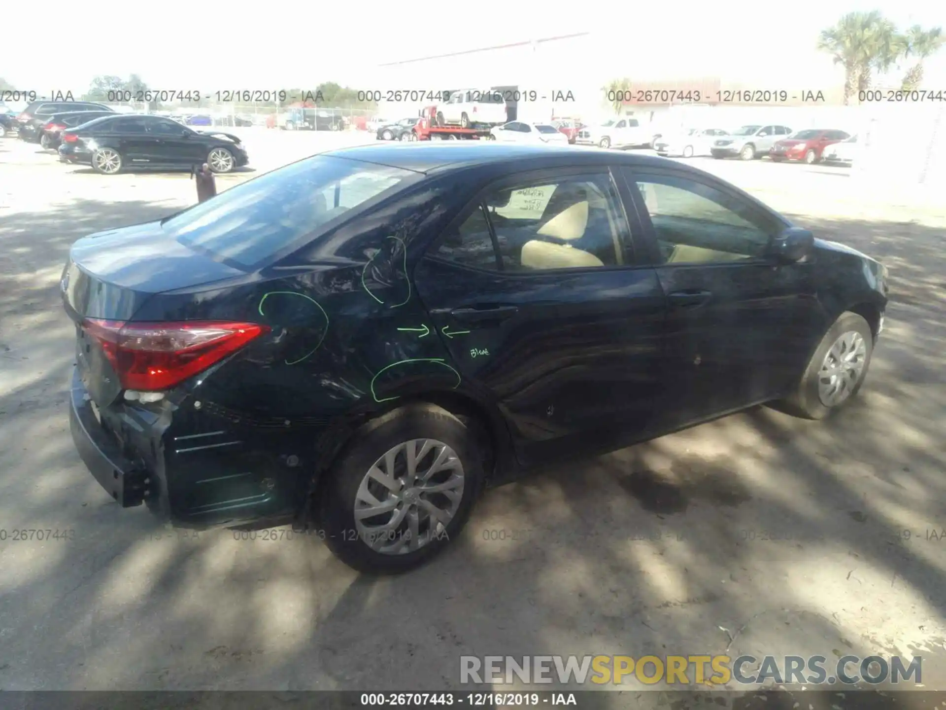 4 Photograph of a damaged car 2T1BURHE4KC191643 TOYOTA COROLLA 2019