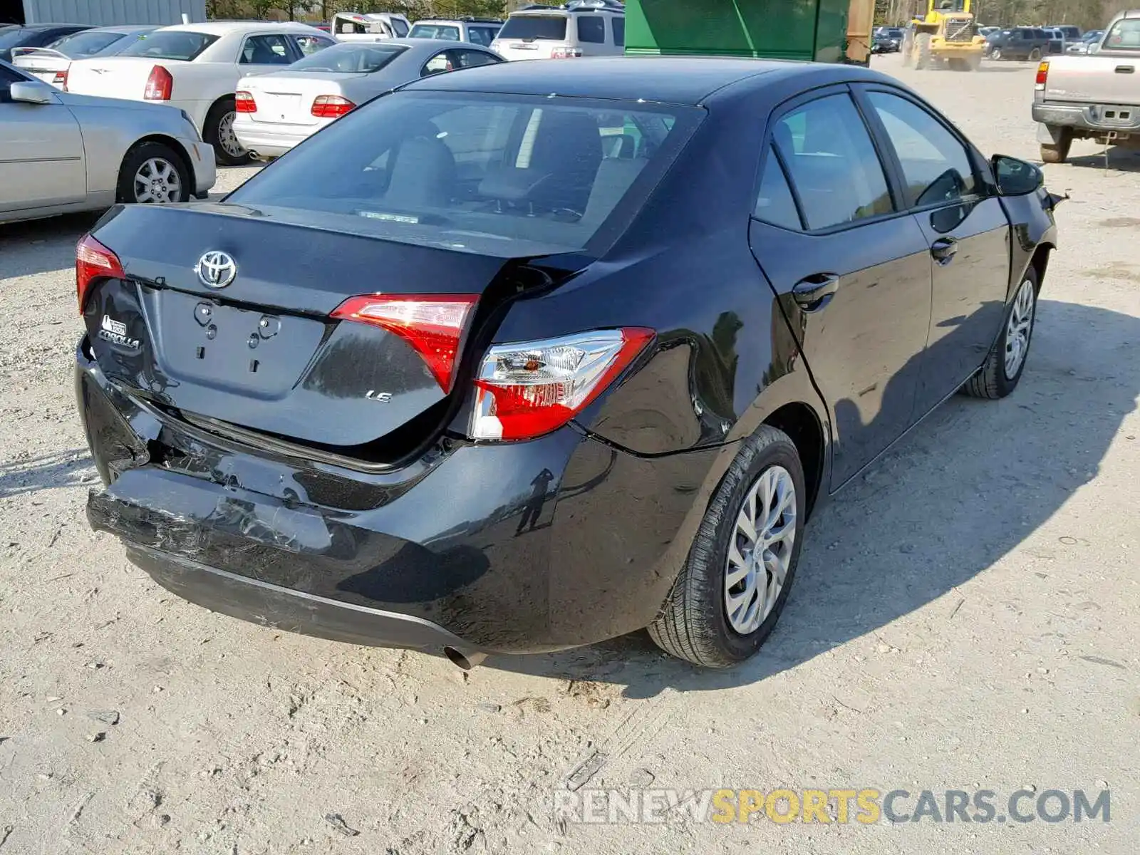 4 Photograph of a damaged car 2T1BURHE4KC192985 TOYOTA COROLLA 2019