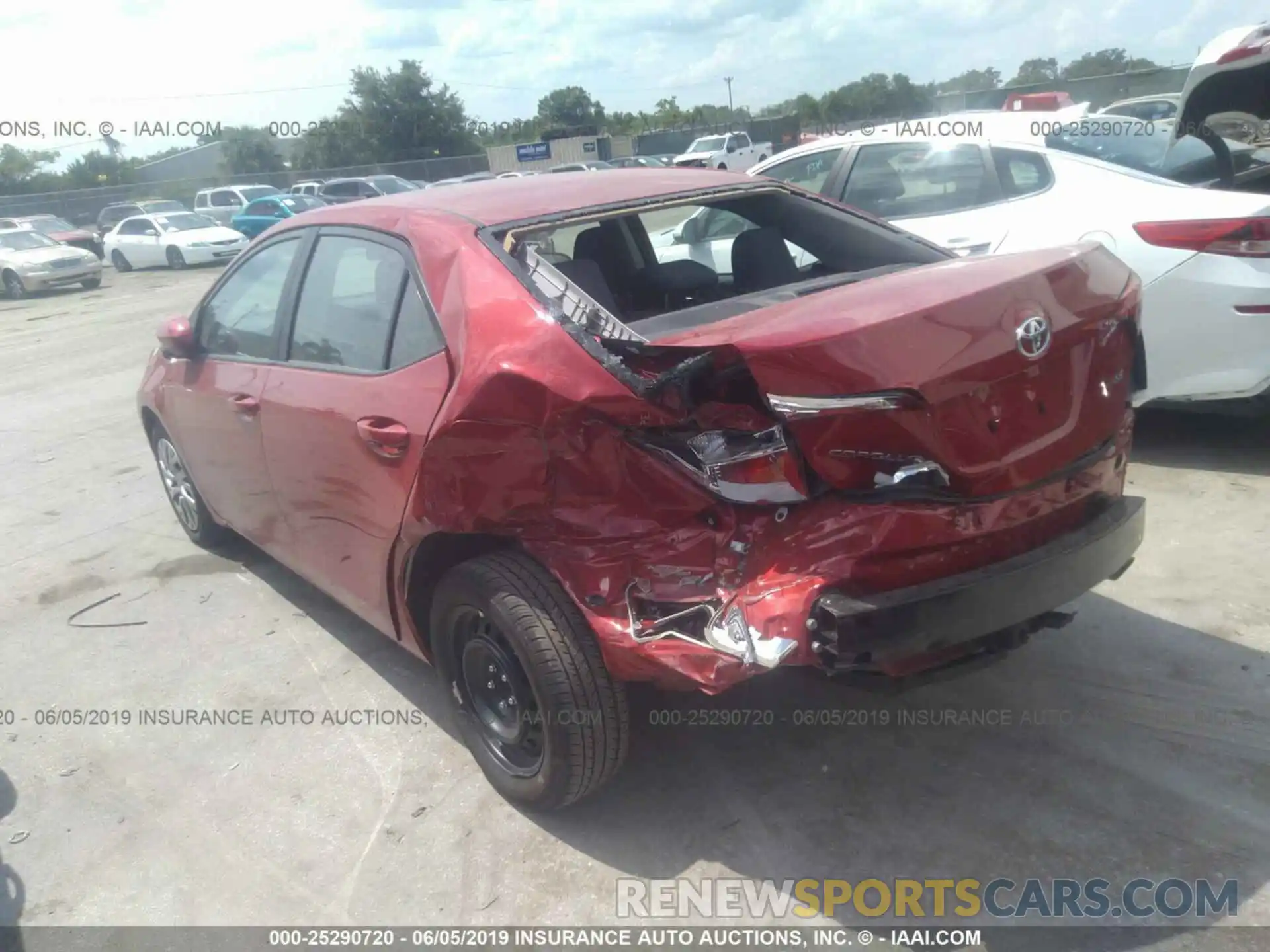 3 Photograph of a damaged car 2T1BURHE4KC193294 TOYOTA COROLLA 2019