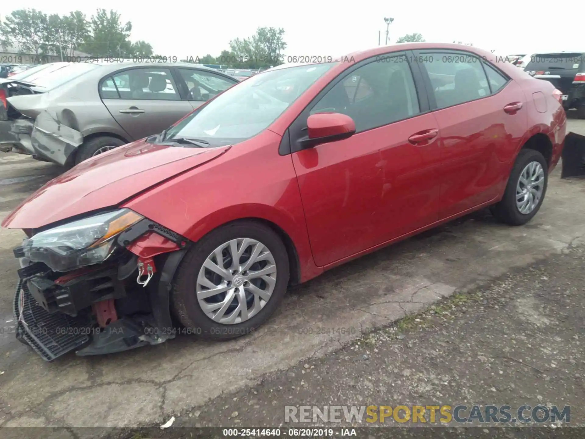 2 Photograph of a damaged car 2T1BURHE4KC193490 TOYOTA COROLLA 2019