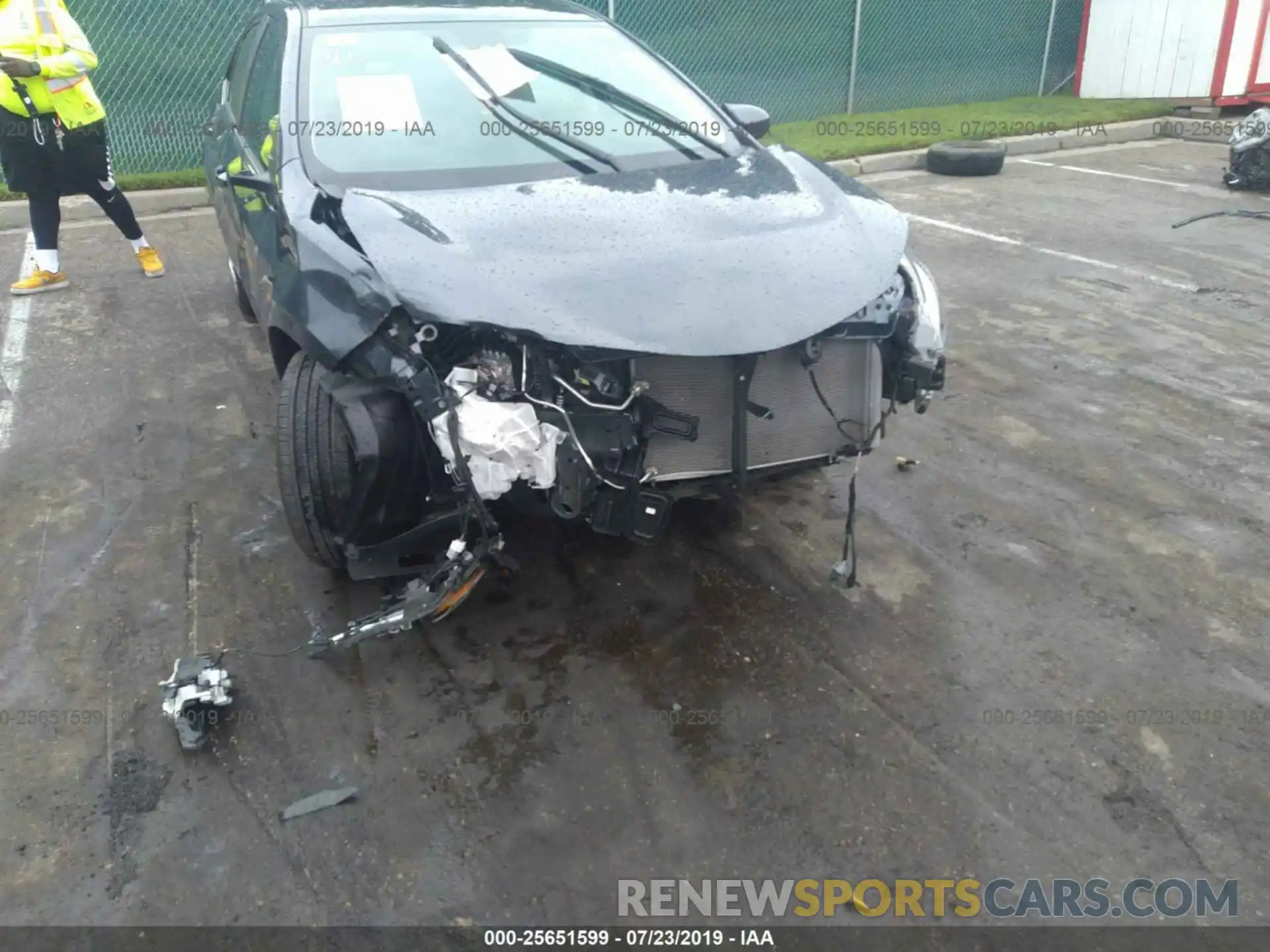 6 Photograph of a damaged car 2T1BURHE4KC194378 TOYOTA COROLLA 2019