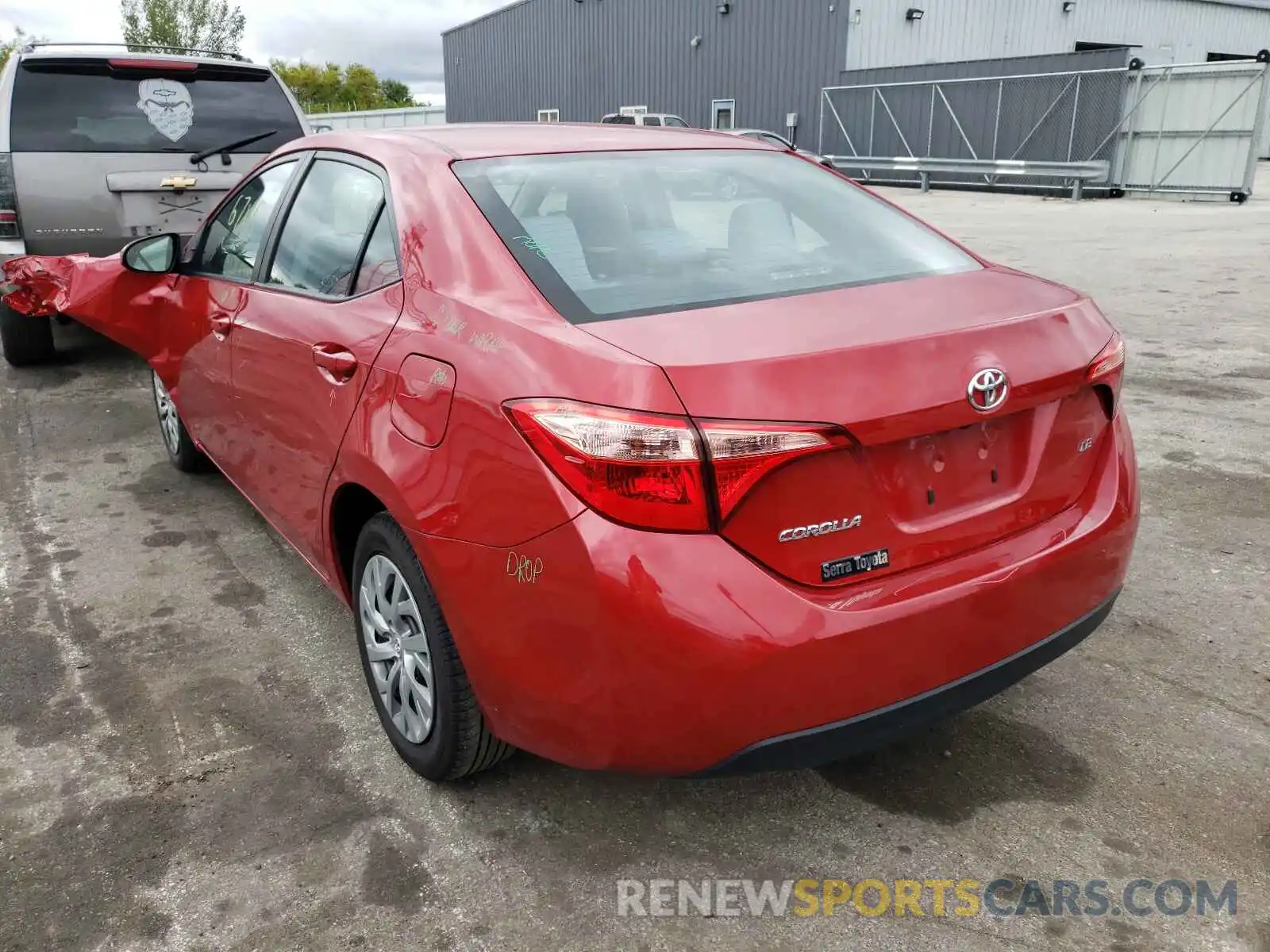 3 Photograph of a damaged car 2T1BURHE4KC194526 TOYOTA COROLLA 2019