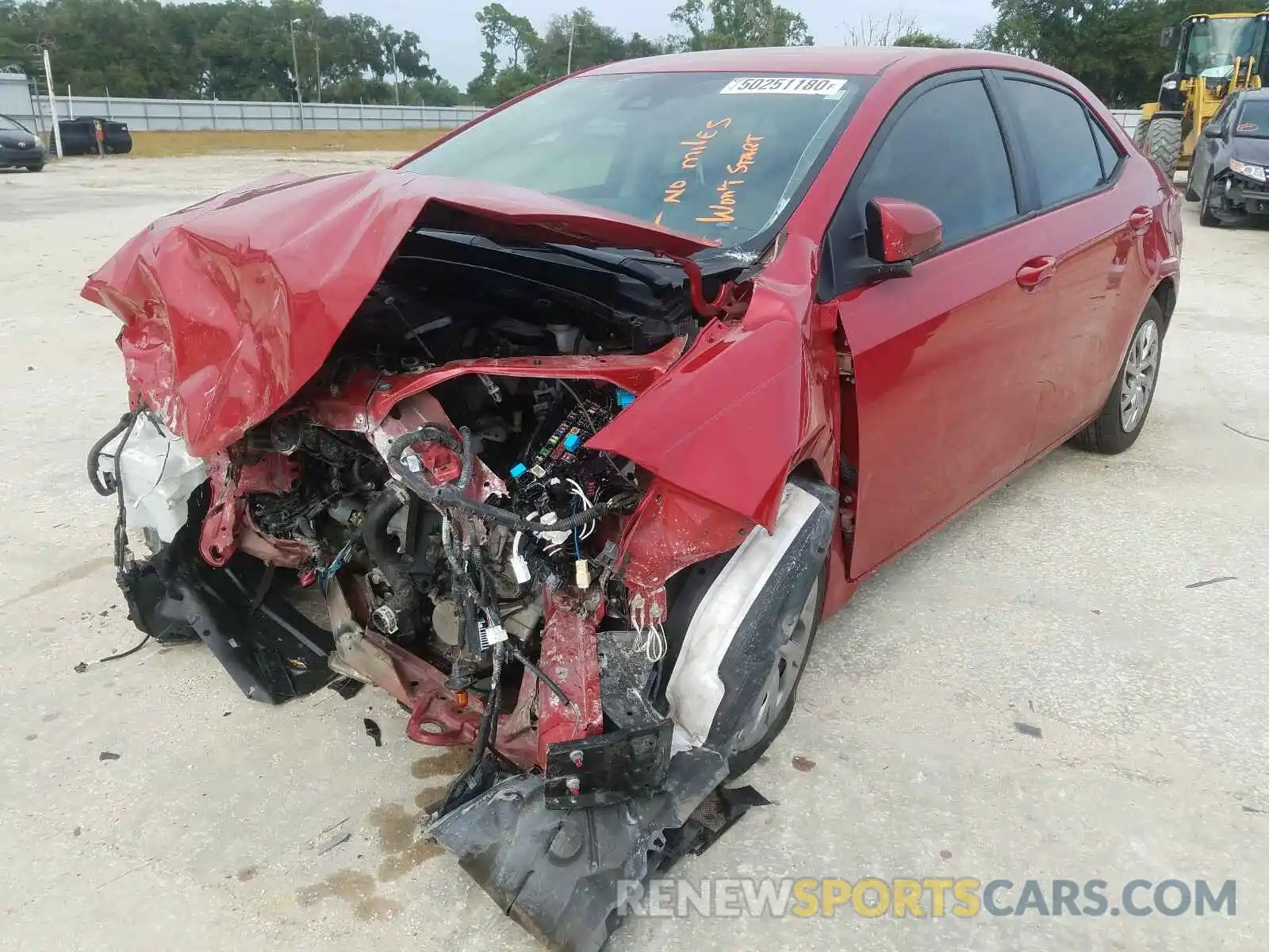 2 Photograph of a damaged car 2T1BURHE4KC195207 TOYOTA COROLLA 2019