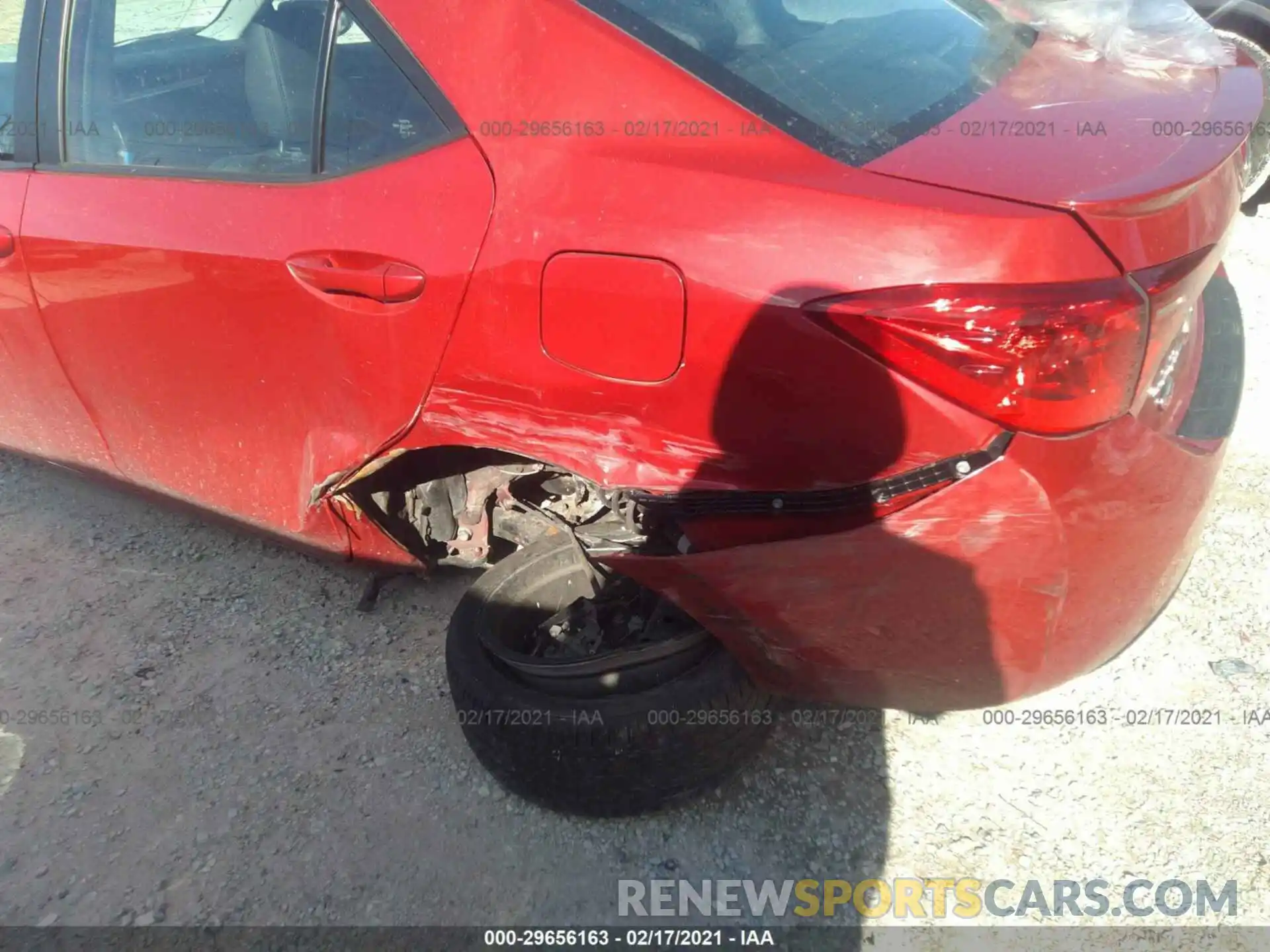 6 Photograph of a damaged car 2T1BURHE4KC195319 TOYOTA COROLLA 2019