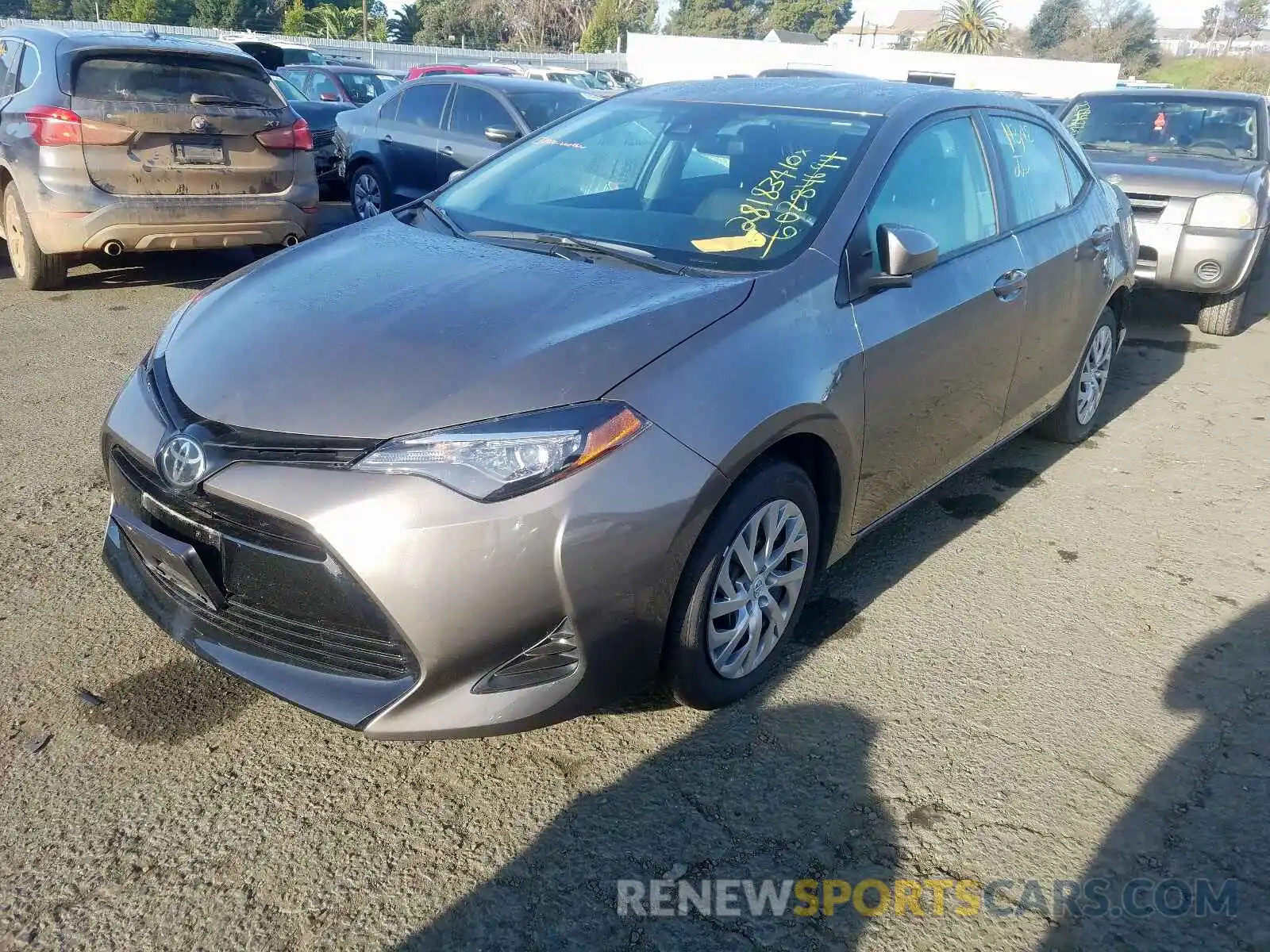 2 Photograph of a damaged car 2T1BURHE4KC195708 TOYOTA COROLLA 2019