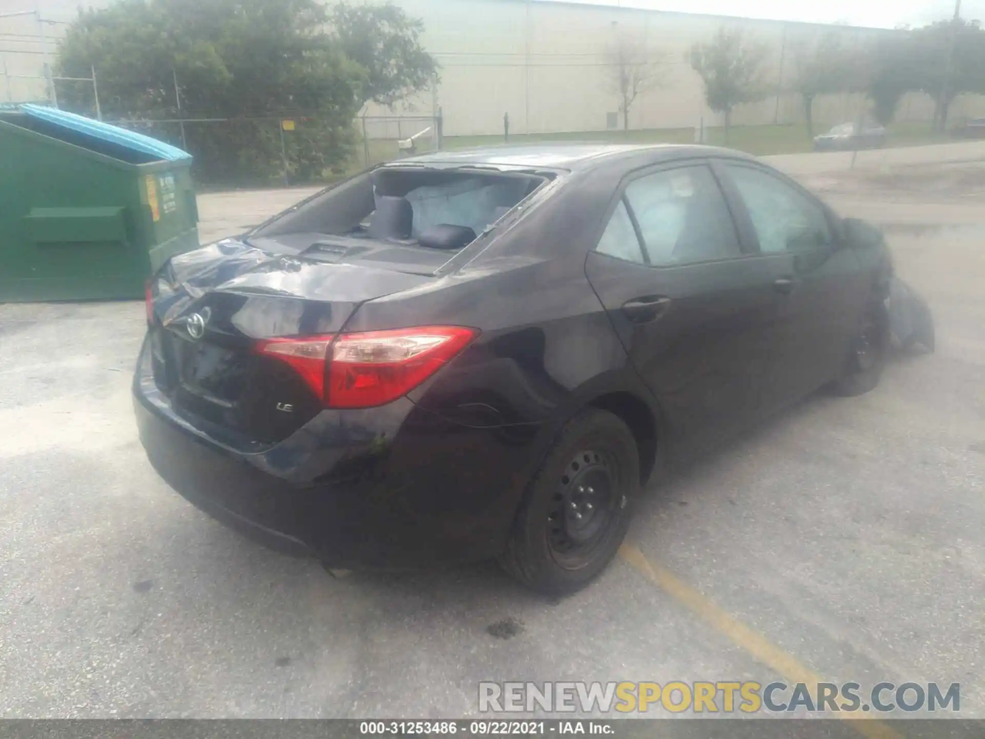 4 Photograph of a damaged car 2T1BURHE4KC196910 TOYOTA COROLLA 2019