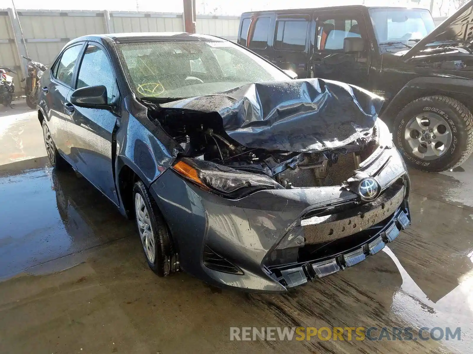 1 Photograph of a damaged car 2T1BURHE4KC197684 TOYOTA COROLLA 2019