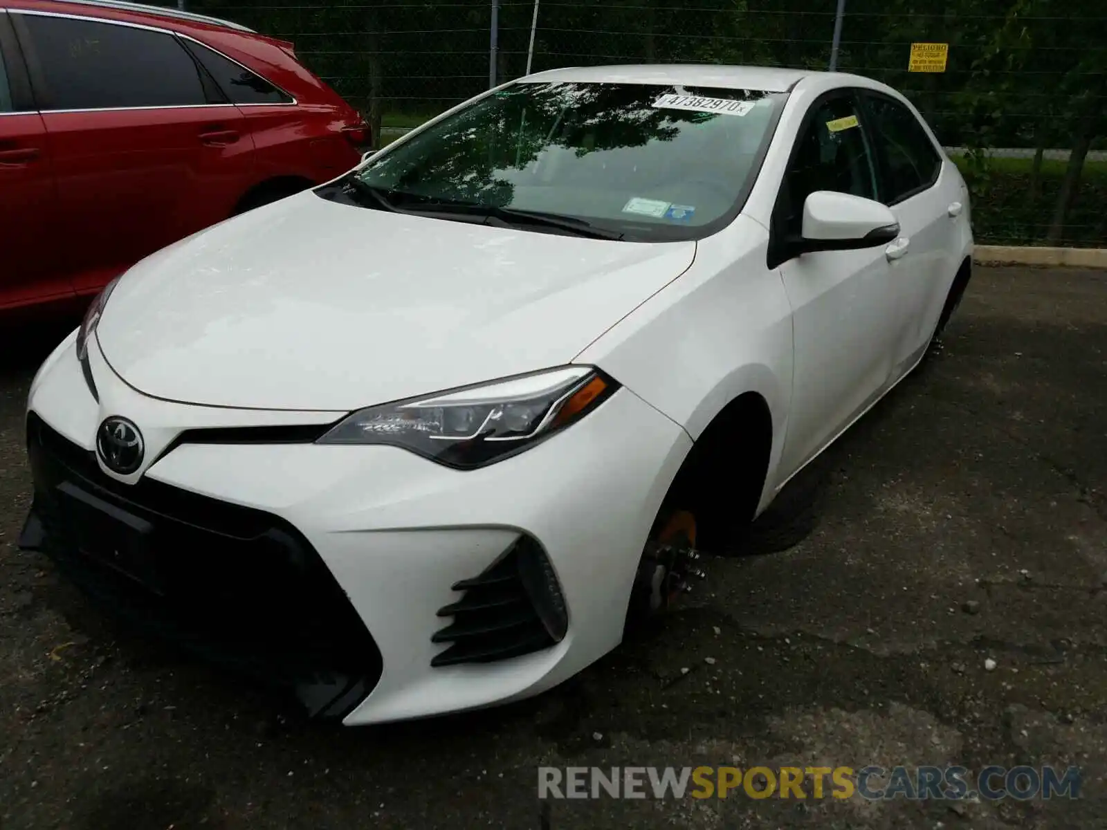 2 Photograph of a damaged car 2T1BURHE4KC198074 TOYOTA COROLLA 2019