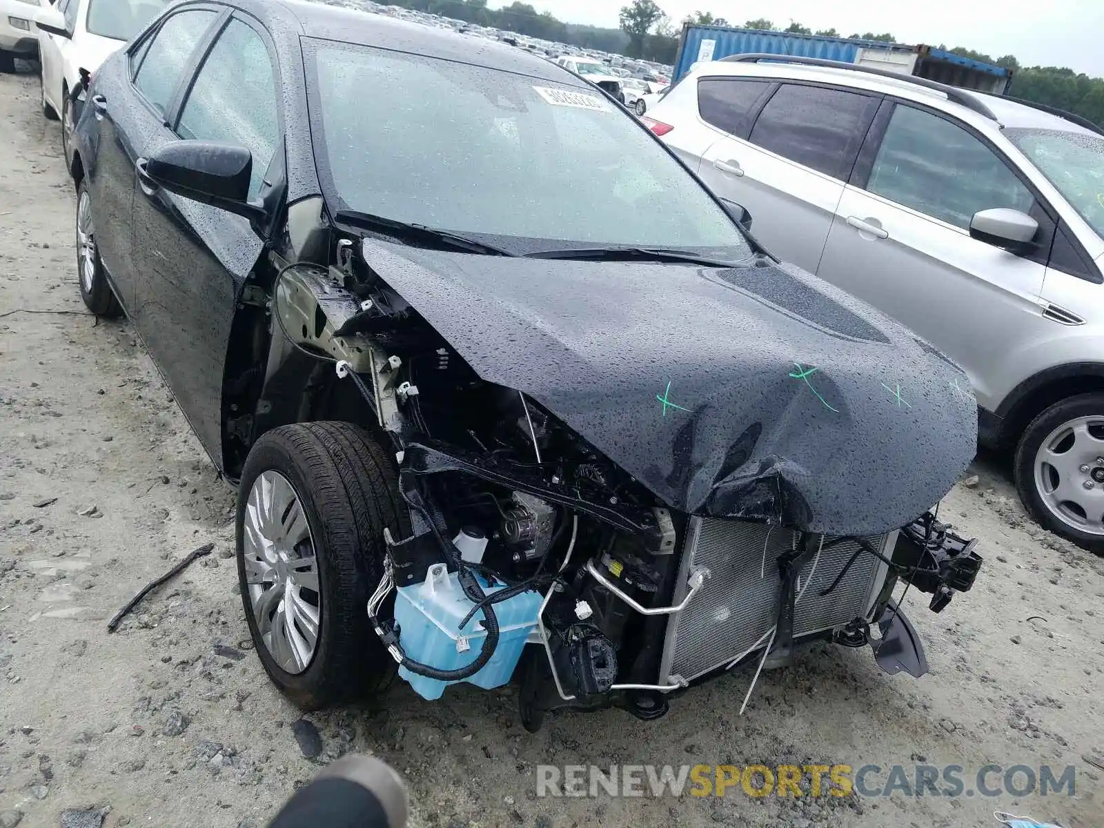 9 Photograph of a damaged car 2T1BURHE4KC198284 TOYOTA COROLLA 2019