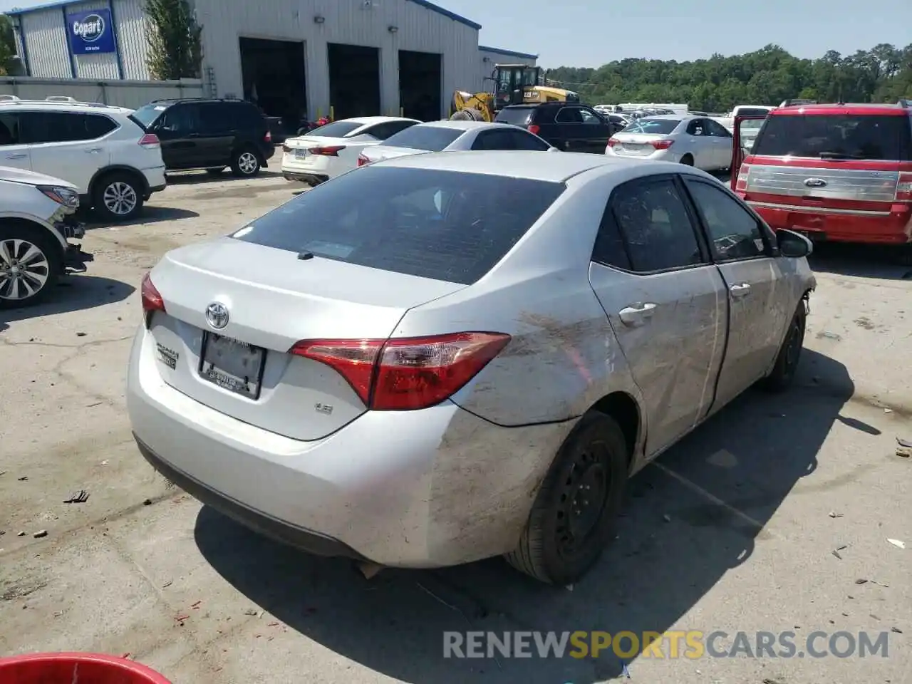 4 Photograph of a damaged car 2T1BURHE4KC198382 TOYOTA COROLLA 2019