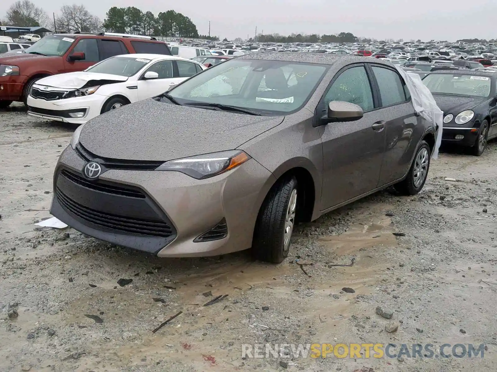 2 Photograph of a damaged car 2T1BURHE4KC199256 TOYOTA COROLLA 2019