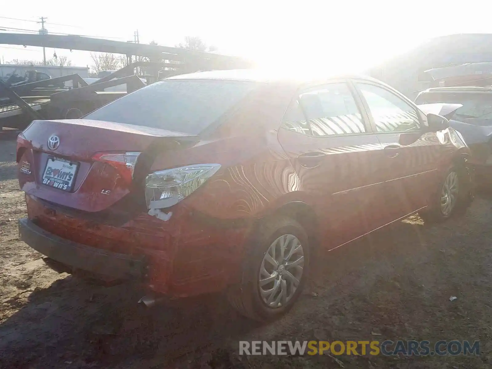 4 Photograph of a damaged car 2T1BURHE4KC199502 TOYOTA COROLLA 2019