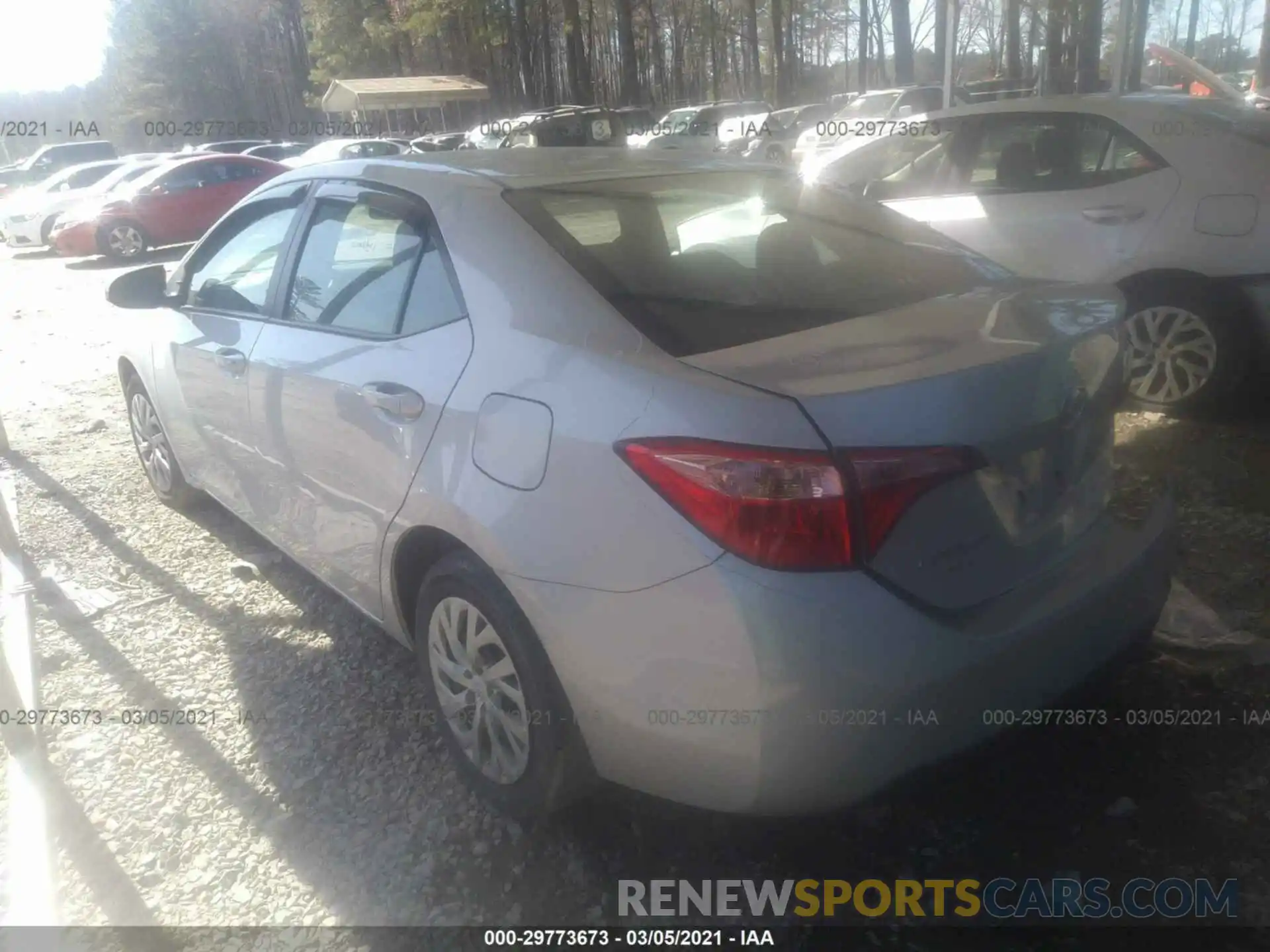 3 Photograph of a damaged car 2T1BURHE4KC200258 TOYOTA COROLLA 2019