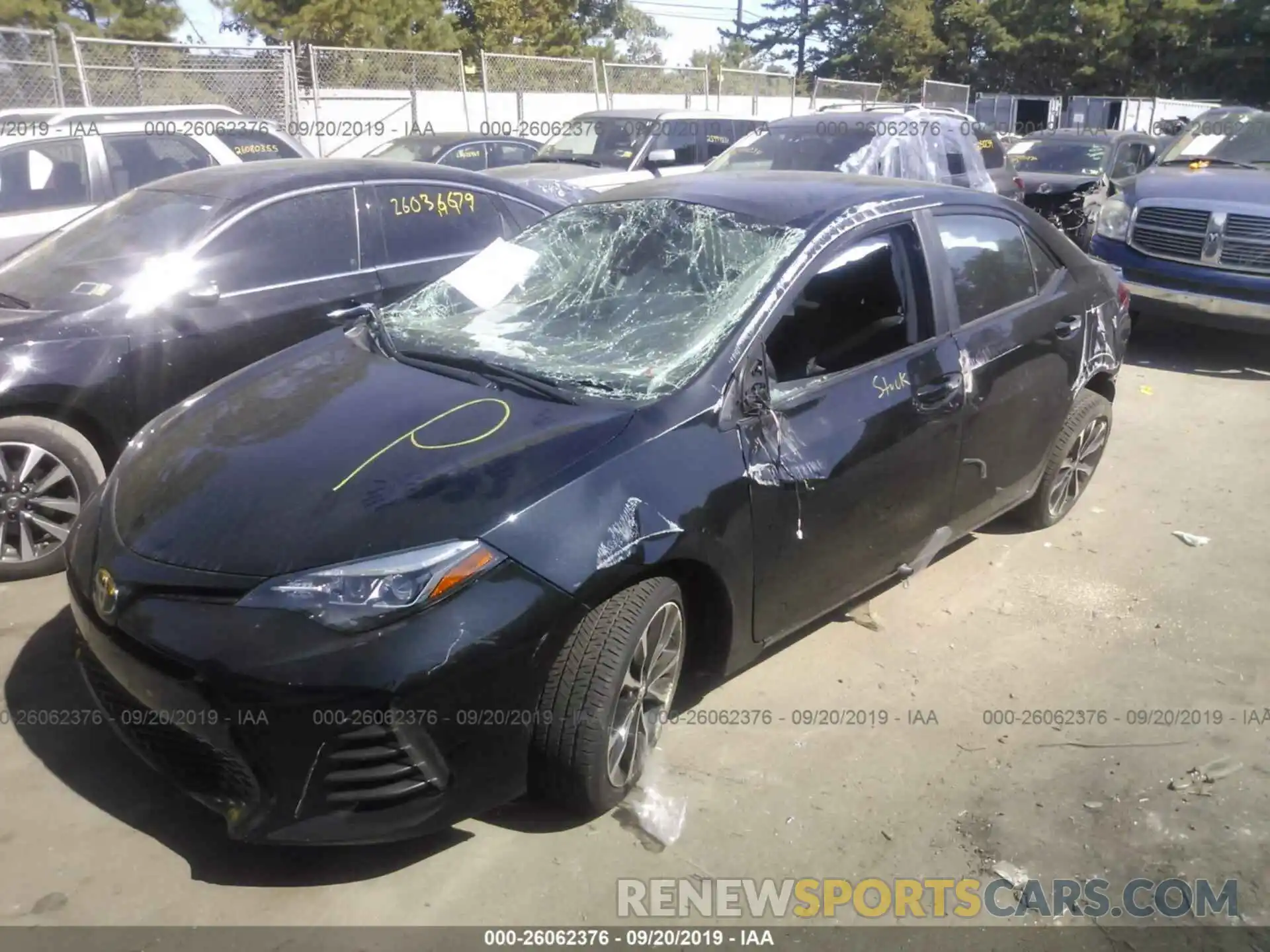 2 Photograph of a damaged car 2T1BURHE4KC200325 TOYOTA COROLLA 2019