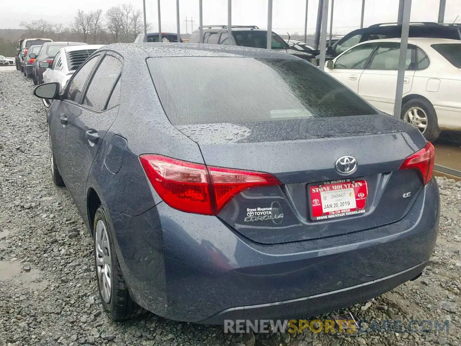 3 Photograph of a damaged car 2T1BURHE4KC200602 TOYOTA COROLLA 2019