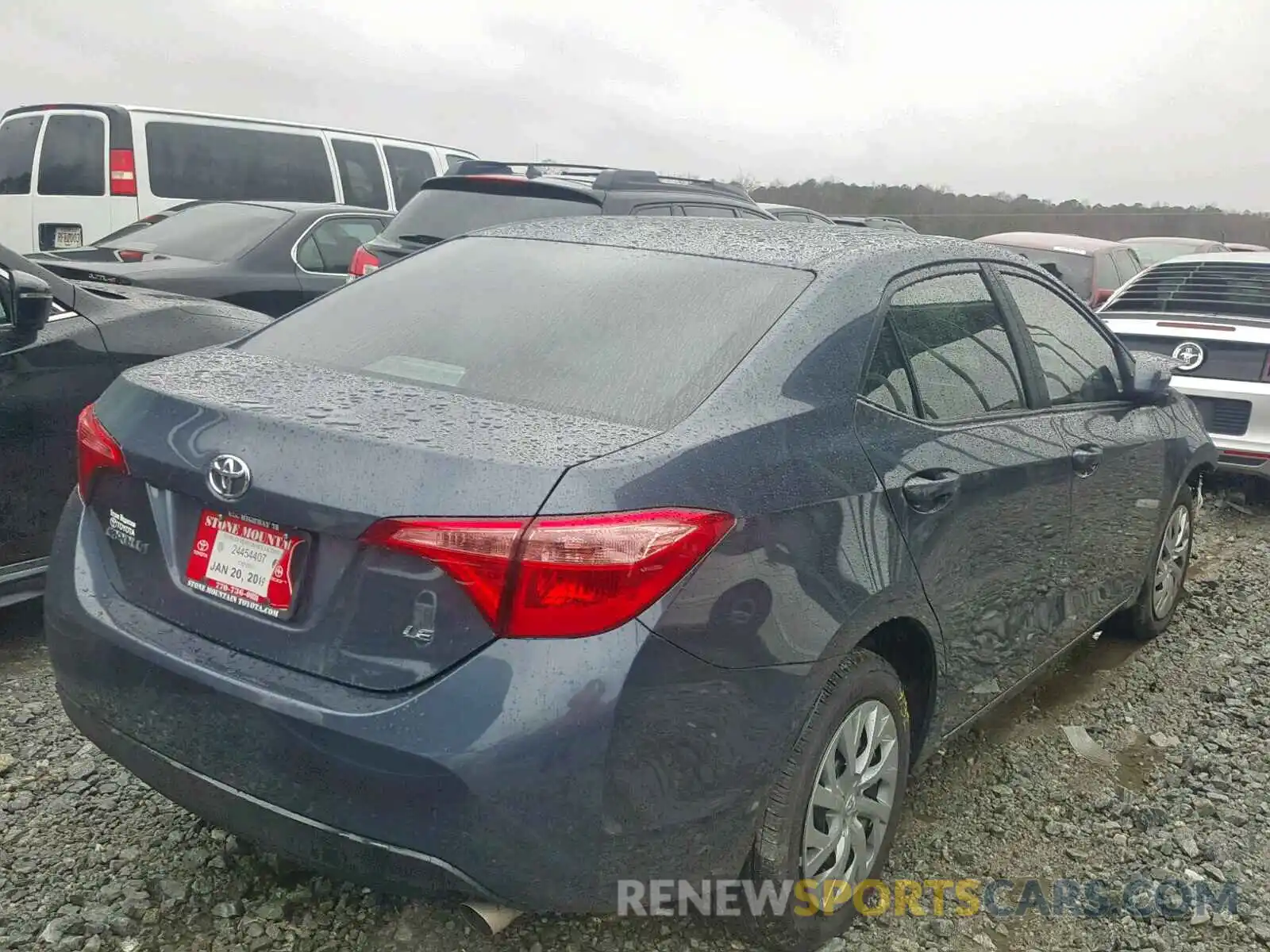 4 Photograph of a damaged car 2T1BURHE4KC200602 TOYOTA COROLLA 2019