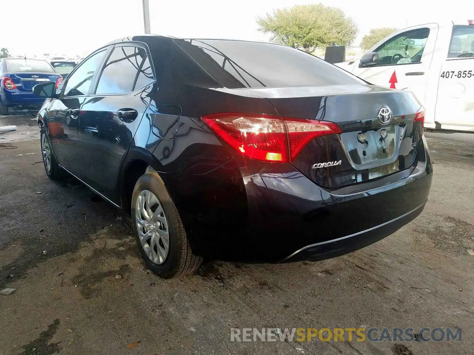 3 Photograph of a damaged car 2T1BURHE4KC201989 TOYOTA COROLLA 2019