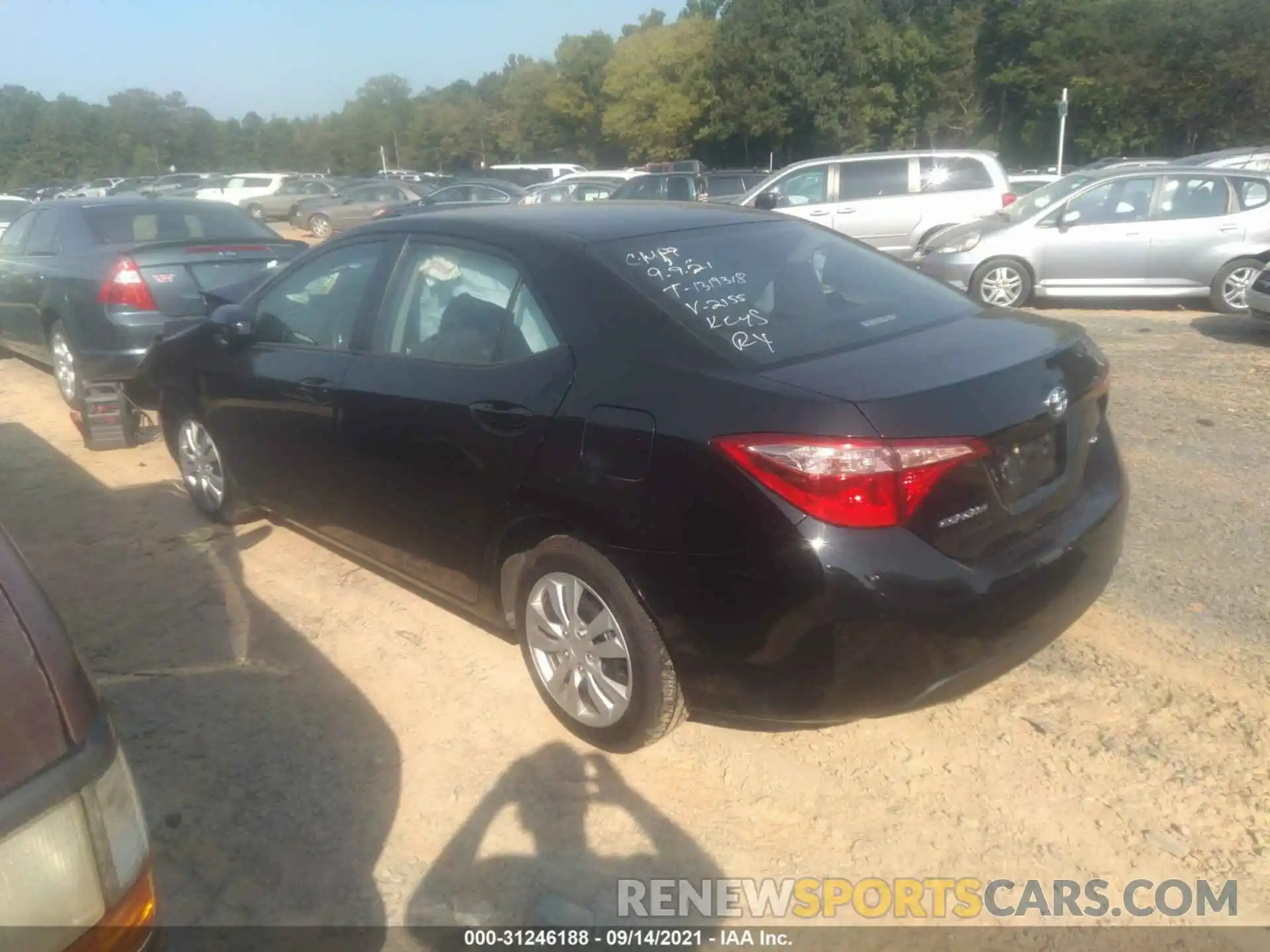 3 Photograph of a damaged car 2T1BURHE4KC202155 TOYOTA COROLLA 2019