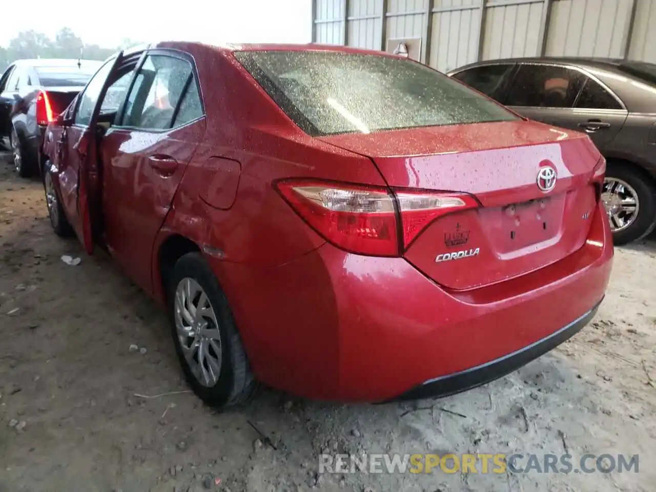 3 Photograph of a damaged car 2T1BURHE4KC202589 TOYOTA COROLLA 2019