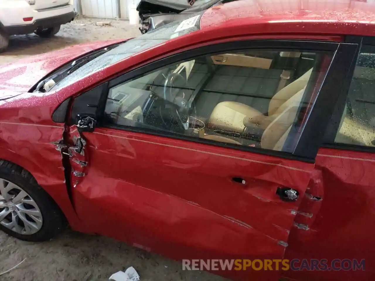 9 Photograph of a damaged car 2T1BURHE4KC202589 TOYOTA COROLLA 2019