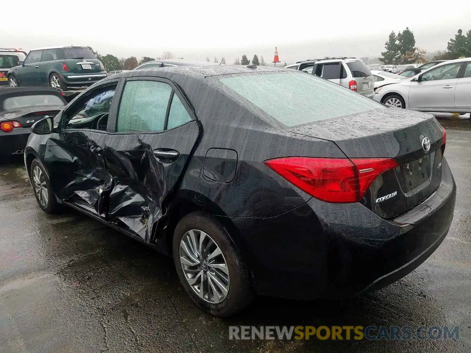 3 Photograph of a damaged car 2T1BURHE4KC203127 TOYOTA COROLLA 2019