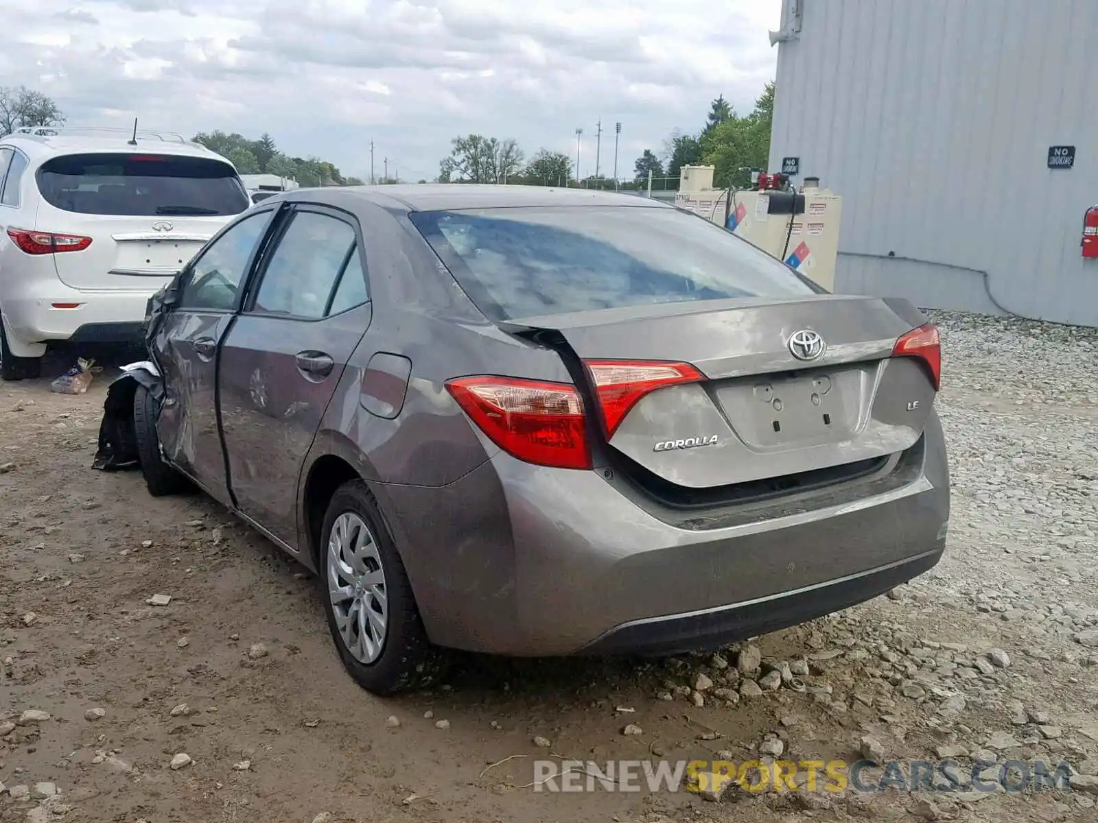 3 Фотография поврежденного автомобиля 2T1BURHE4KC203645 TOYOTA COROLLA 2019