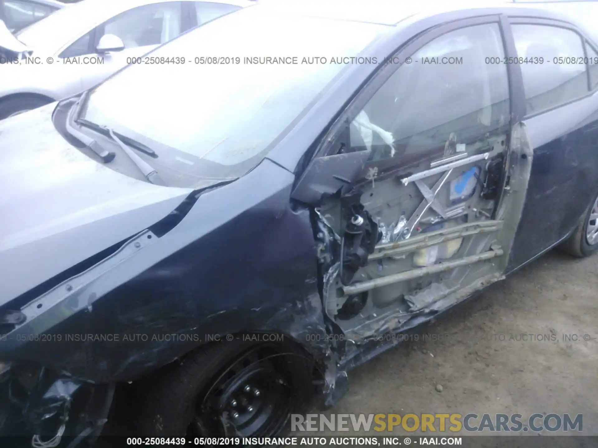 6 Photograph of a damaged car 2T1BURHE4KC204407 TOYOTA COROLLA 2019