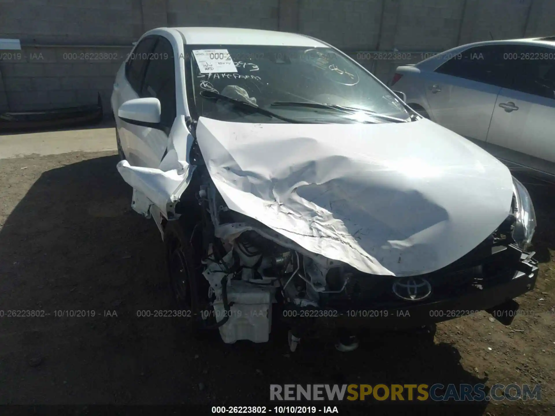 12 Photograph of a damaged car 2T1BURHE4KC205783 TOYOTA COROLLA 2019